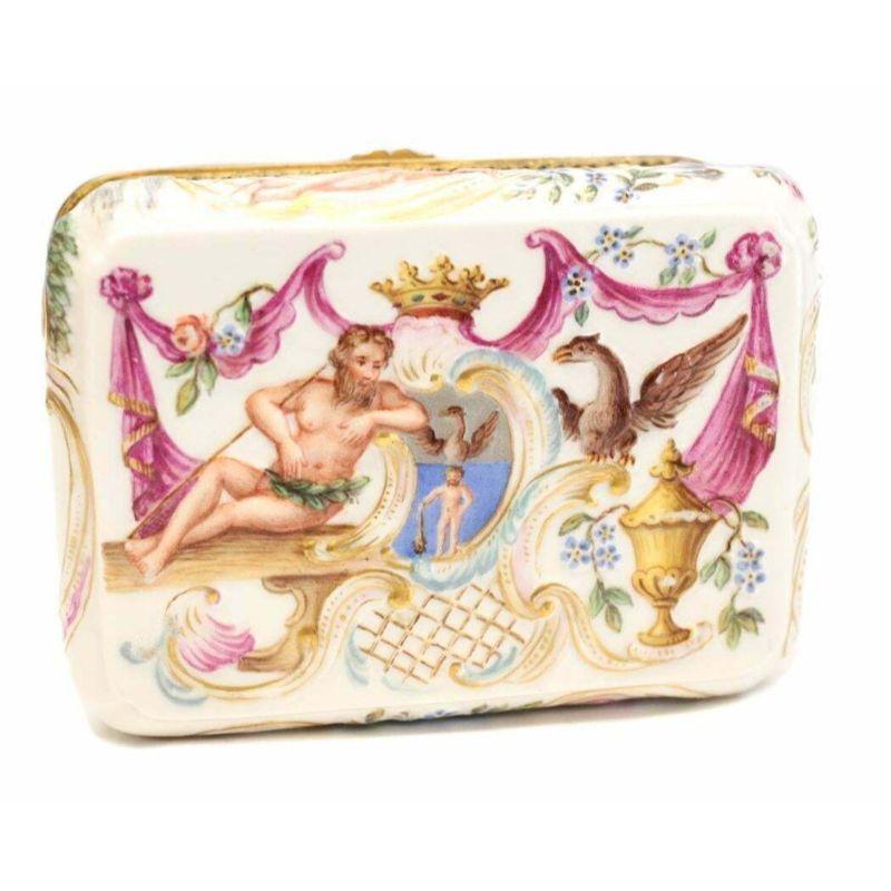 Meissen Porcelain & Guilt Silver Snuff Box, C1850 In Good Condition In Gardena, CA