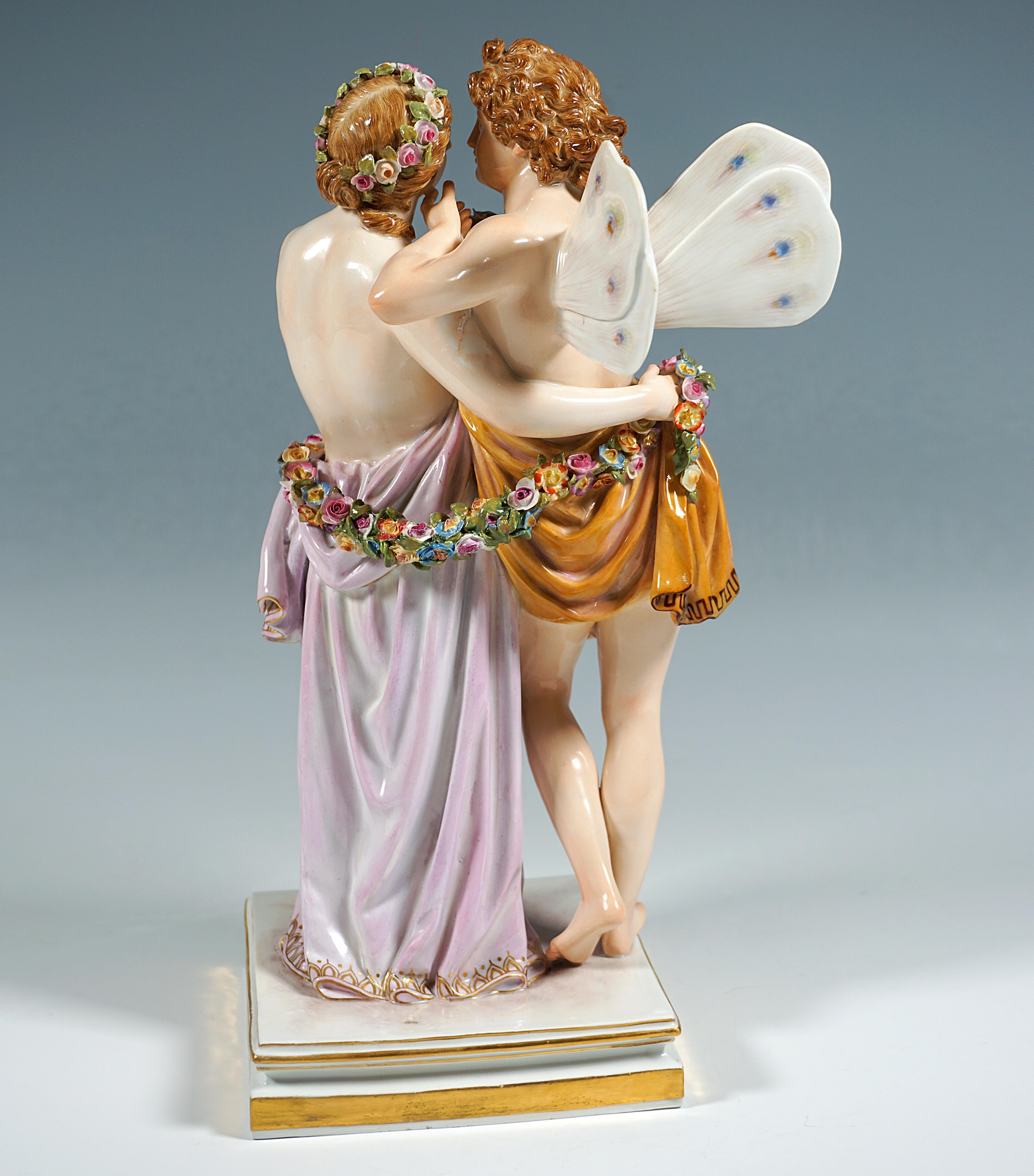 Meissen Porcelain Large Figurine Group 'Zephyr & Flora' von C.G. Juechtzer C.1860 (Klassisch-griechisch) im Angebot
