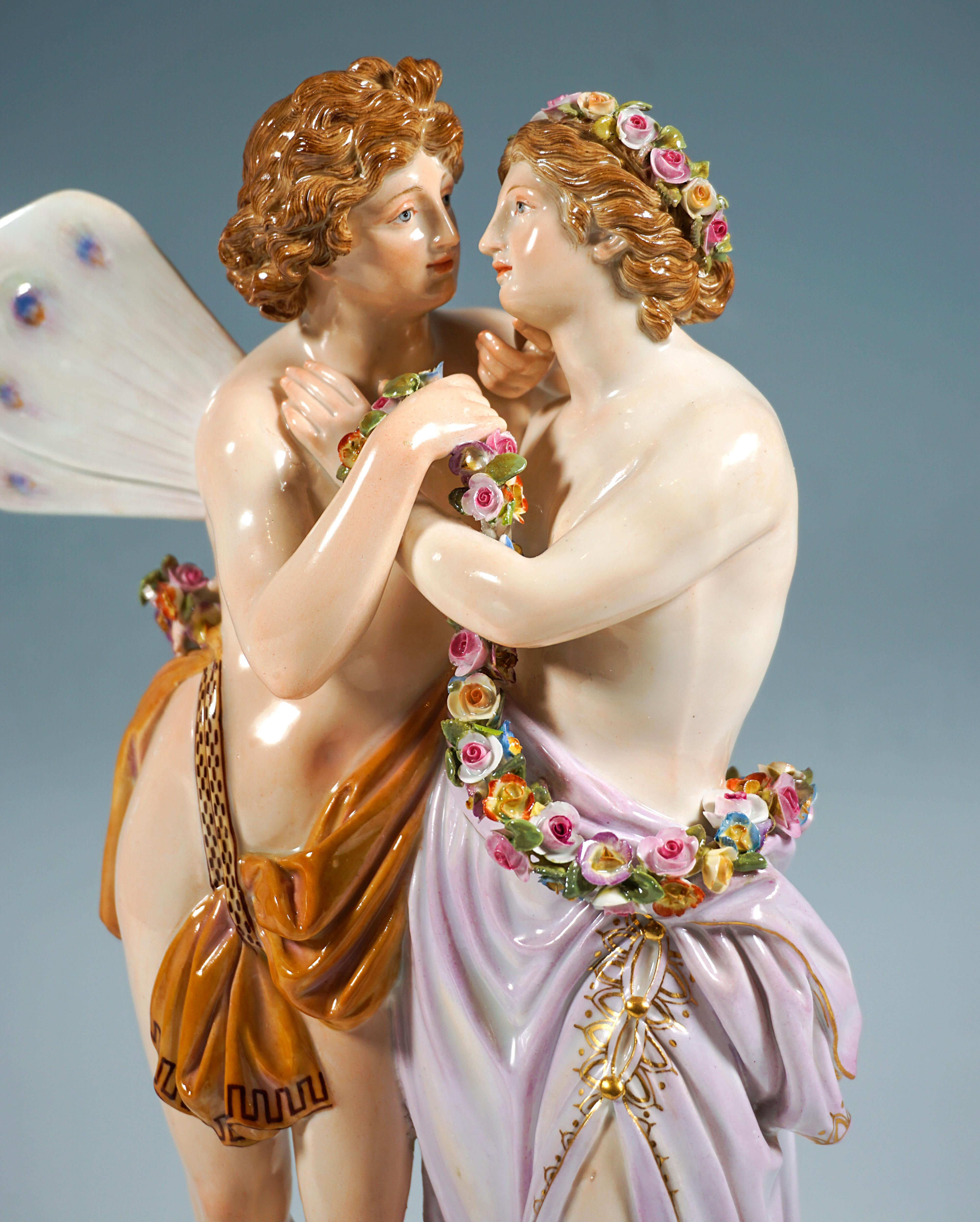 Meissen Porcelain Large Figurine Group 'Zephyr & Flora' By C.G. Juechtzer C.1860 In Excellent Condition For Sale In Vienna, AT