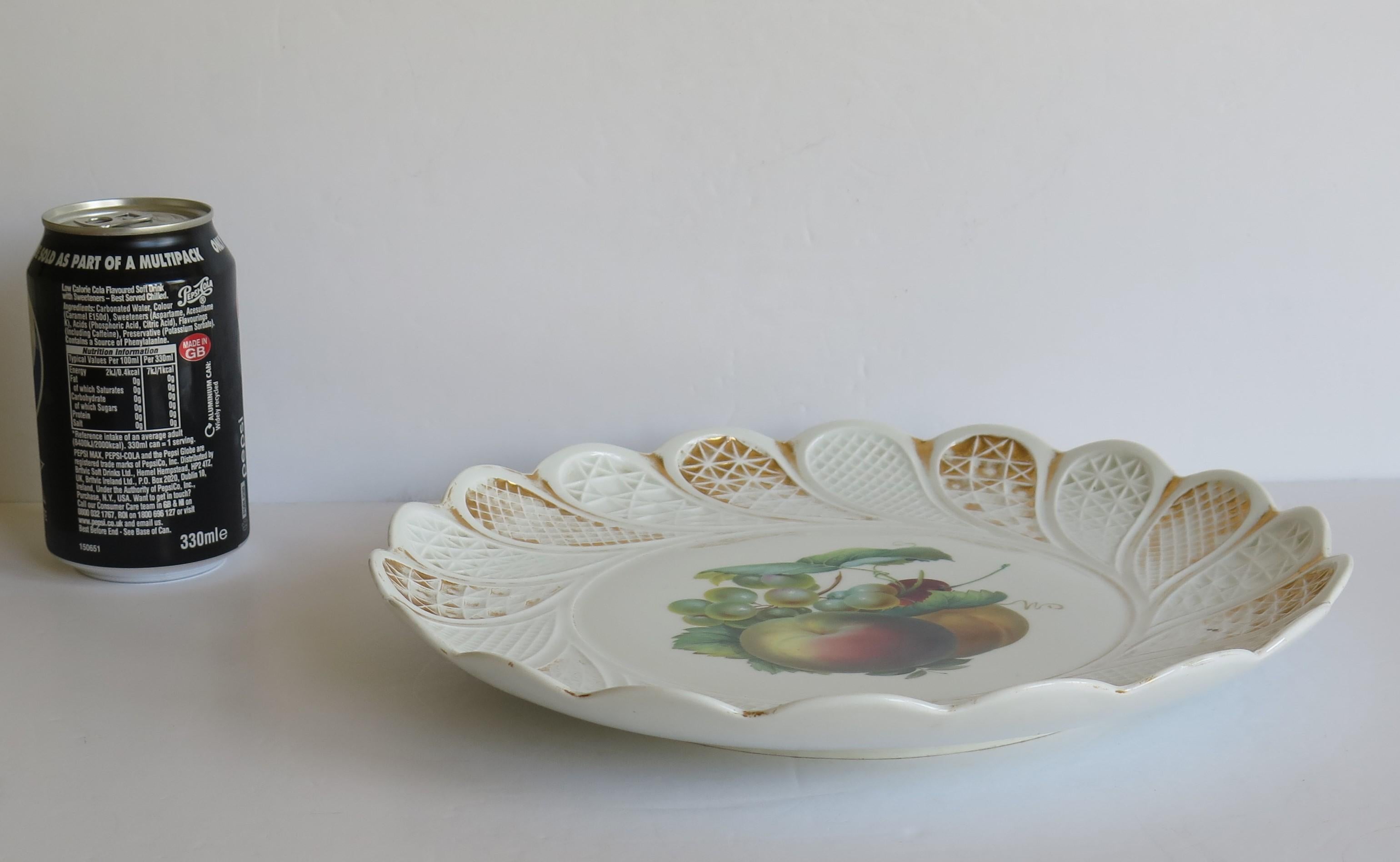 Großer Teller oder Platzteller aus Meissener Porzellan, handbemalt und vergoldet, um 1870 im Angebot 13