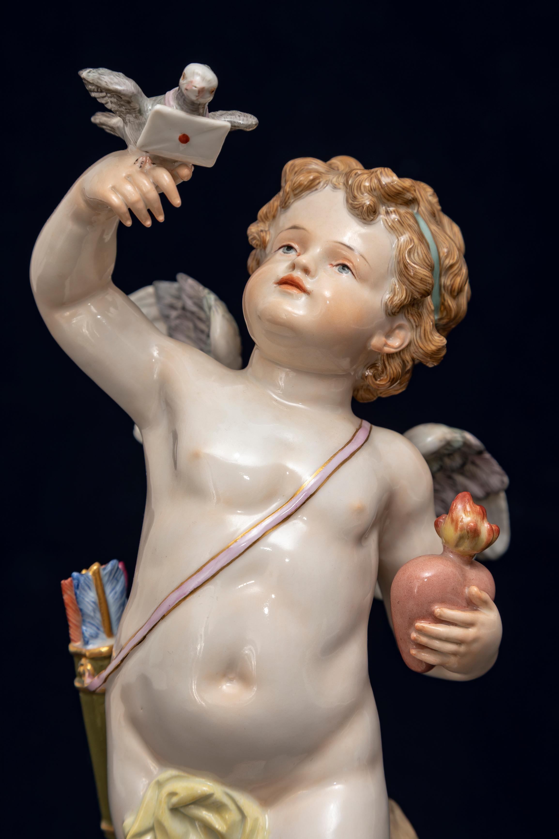 Meissen Porcelain, Serie del Amor: Cupido enviando una carta de amor con pájaro amoroso C1870 en venta 2