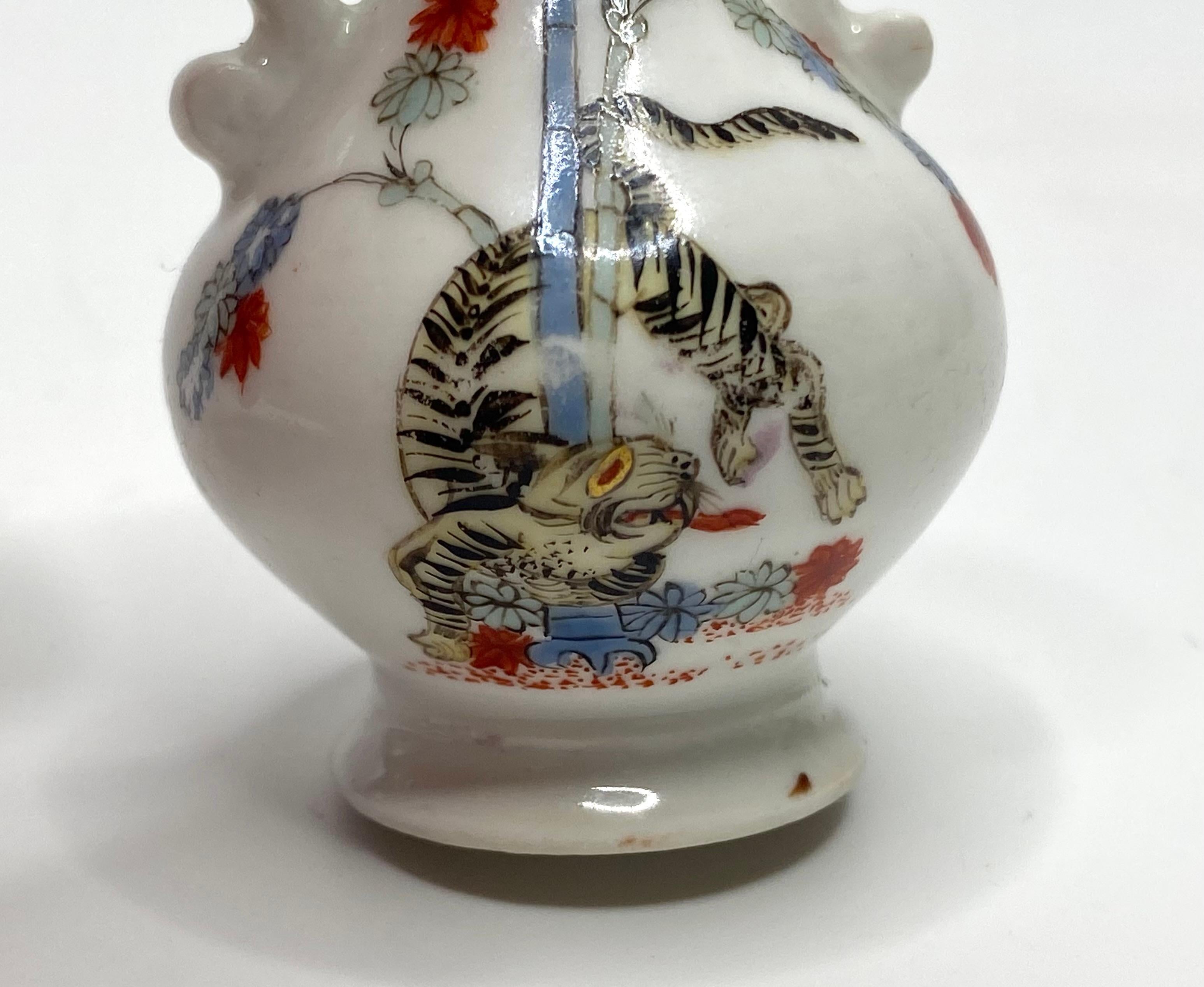 Mid-18th Century Meissen porcelain miniature vase, Kakiemon, c. 1735.