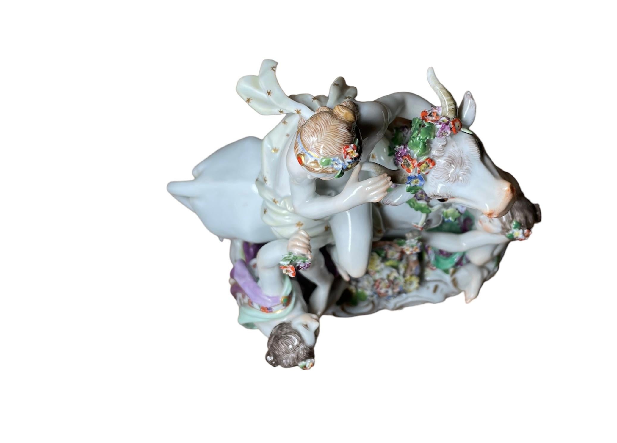 Meissen Porcelain Escultura Grupo Mitológico- Europa Y El Toro en venta 3