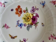 Meissen Porcelain Pair of "Neu-Ozier" Molded Bowls, 19th Century