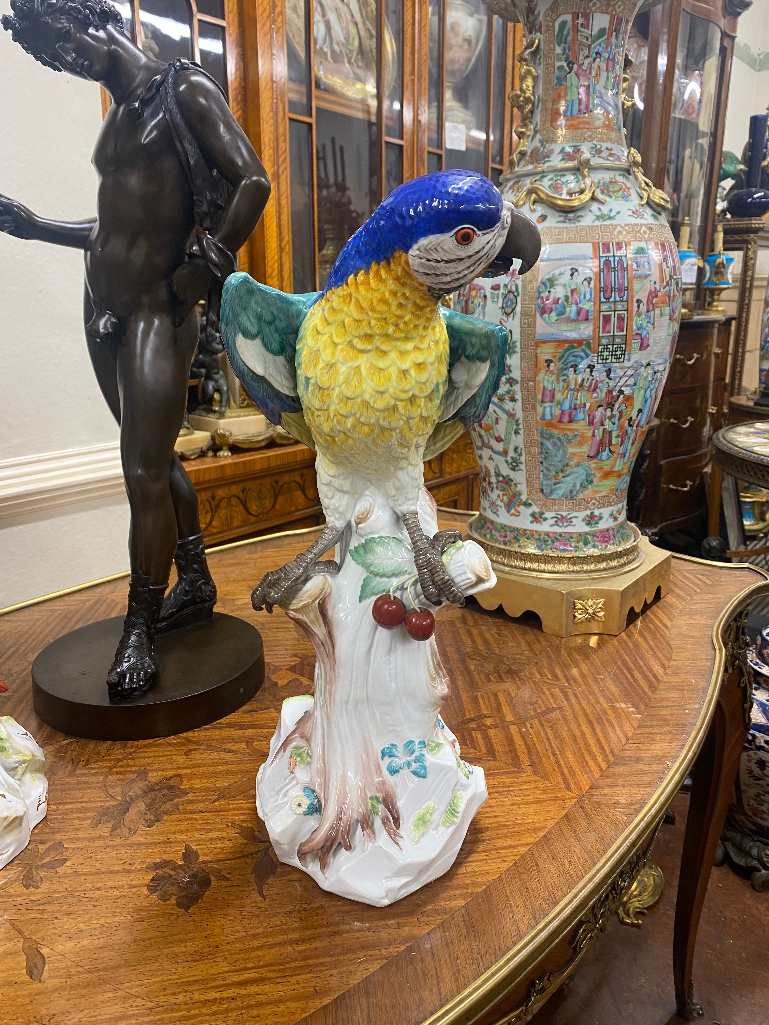 Pappagallo in porcellana di Meissen, XIX secolo in vendita