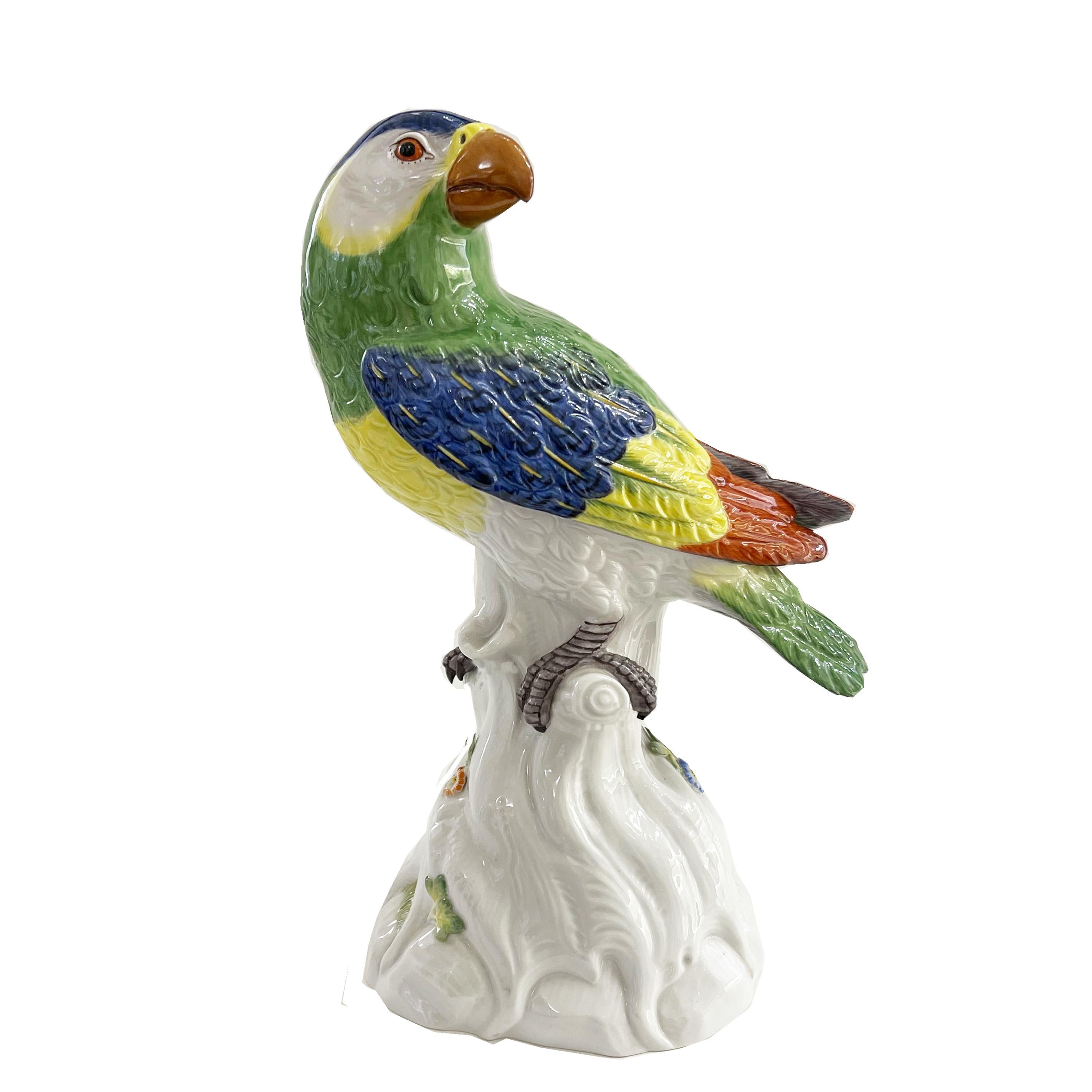 This beautiful parrot was made by the Meissen factory, perhaps the oldest and most prestigious porcelain factory in Europe, using the model created by Kandler in the 1700s.
In 1731 the Meissen  manufactory began a new genre in European porcelain,