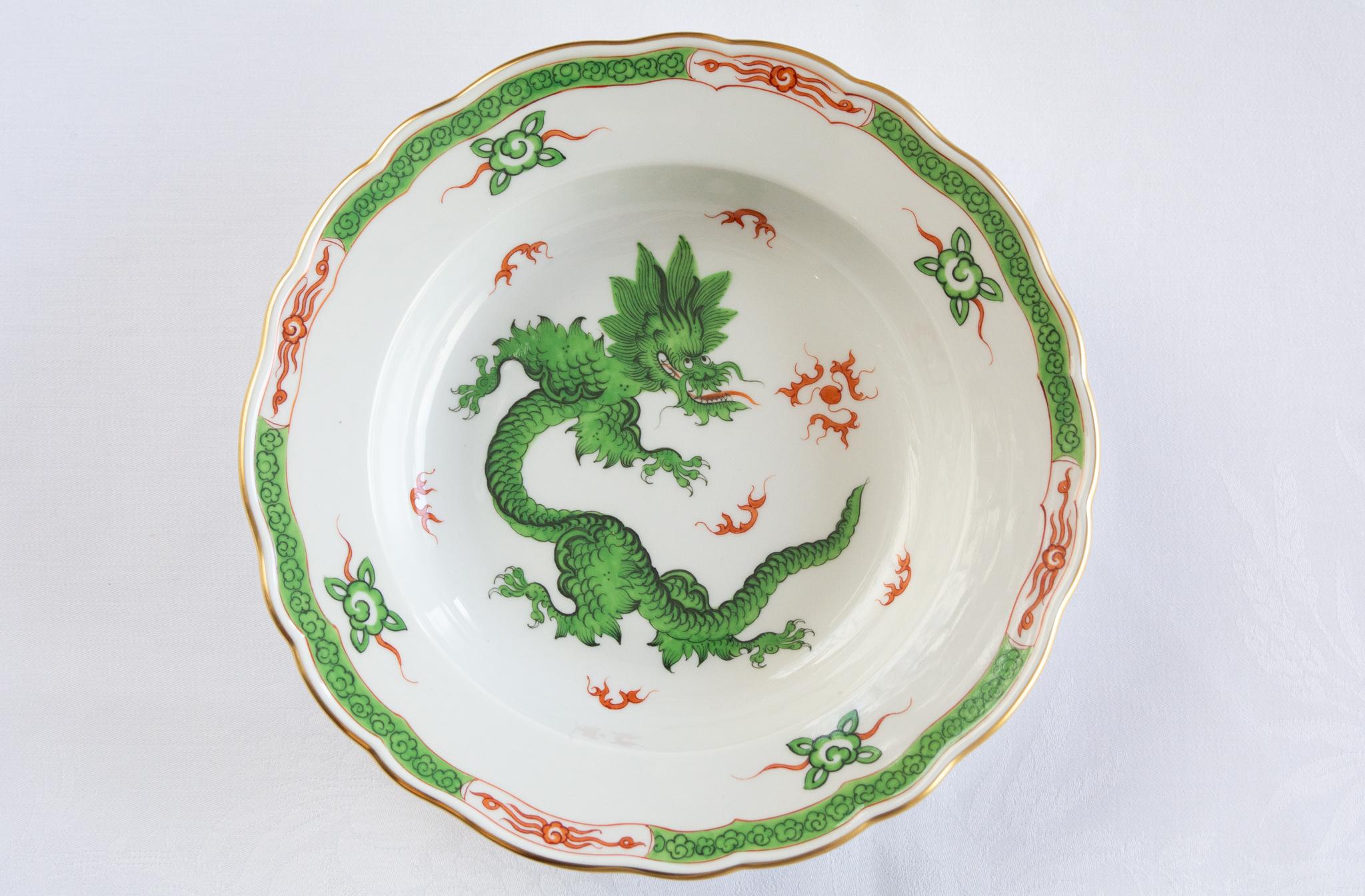 Meissen Porcelain Pearl Ming Dragon Green Ornate Border Service pour 12 personnes en vente 7