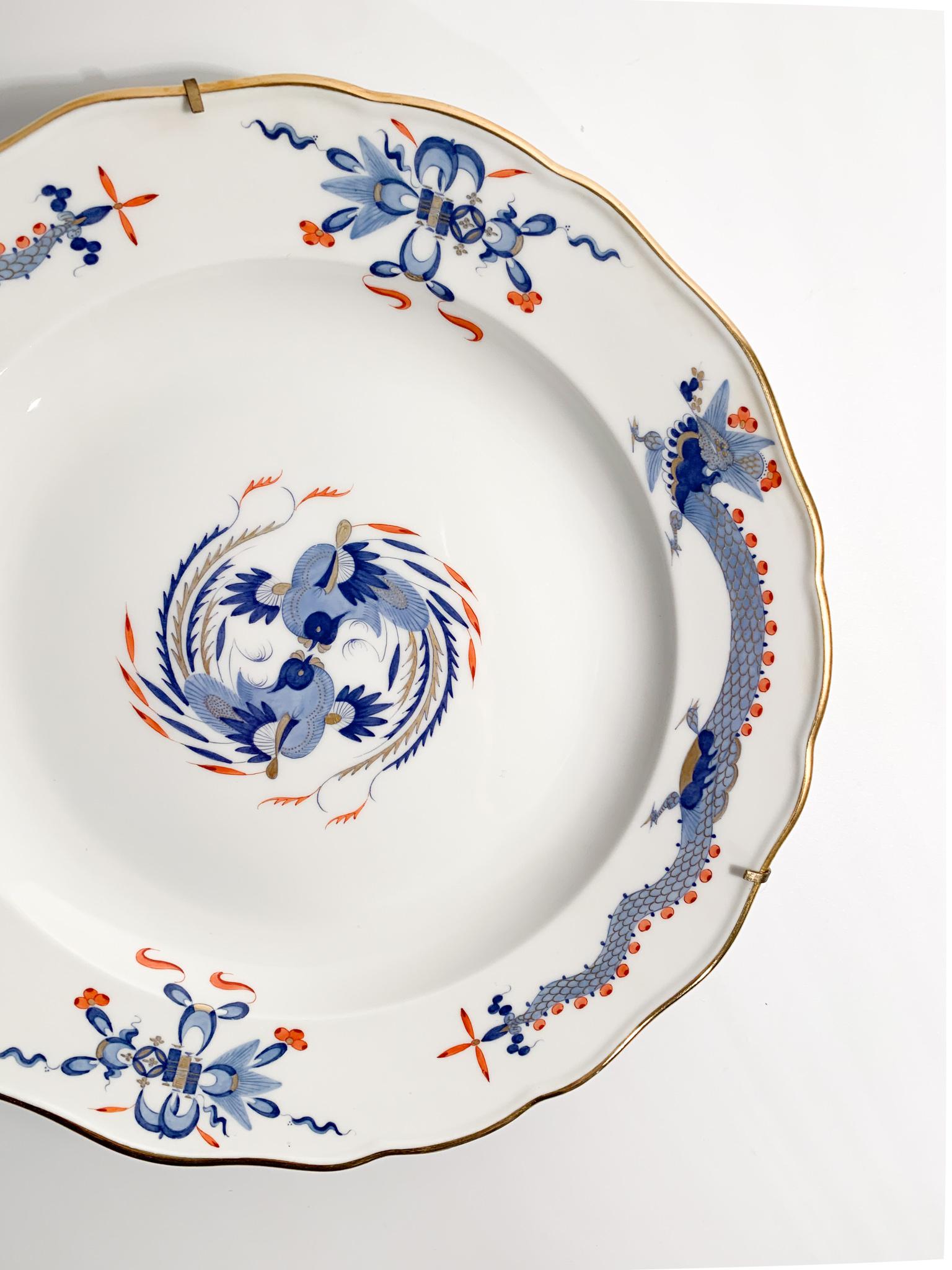 Meissen Porcelain Plate Blue Court Dragon Mark 1850-1925 In Good Condition In Milano, MI