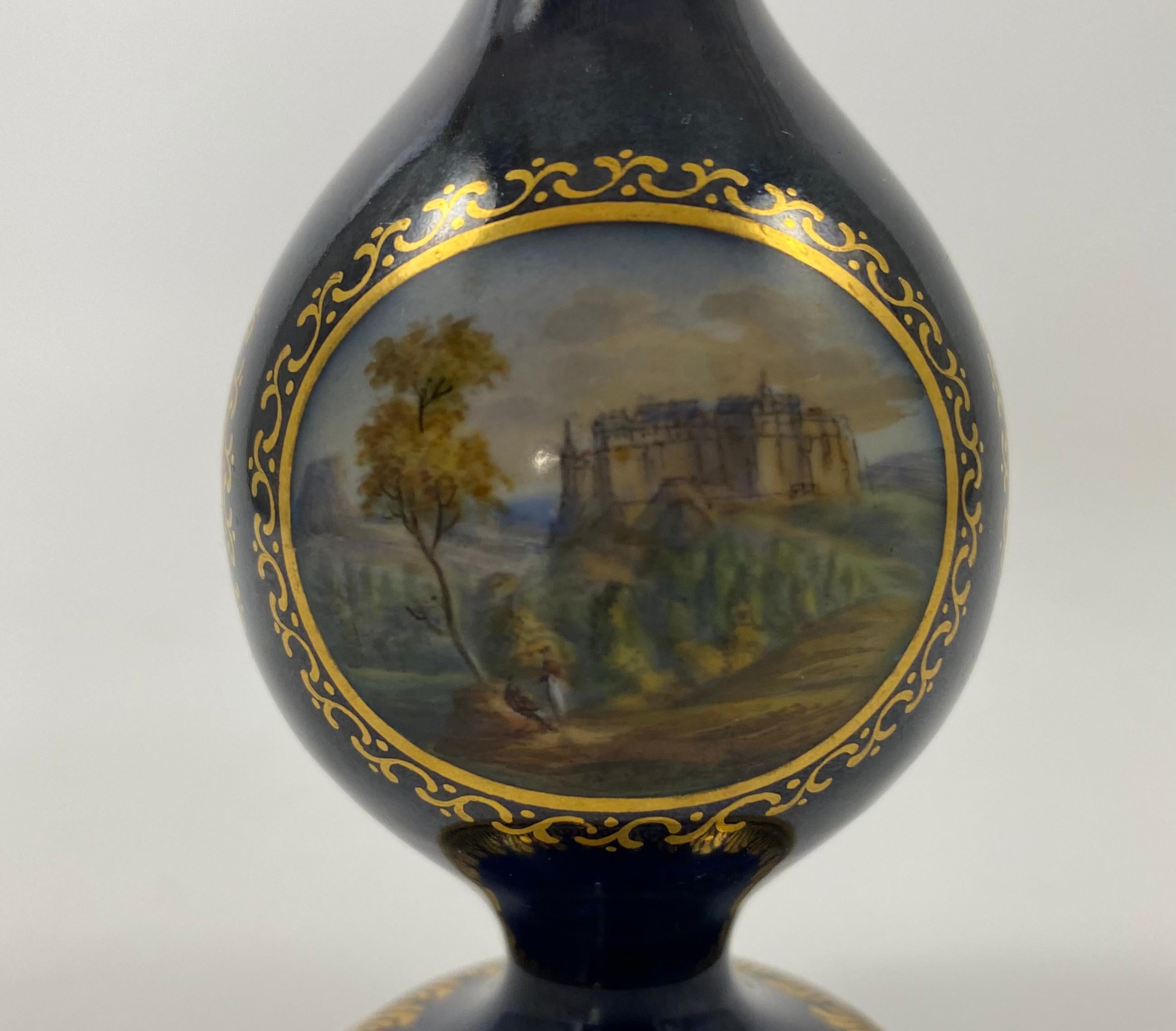 Meissen Porcelain Scent Bottle, c. 1790, Marcolini Period 5