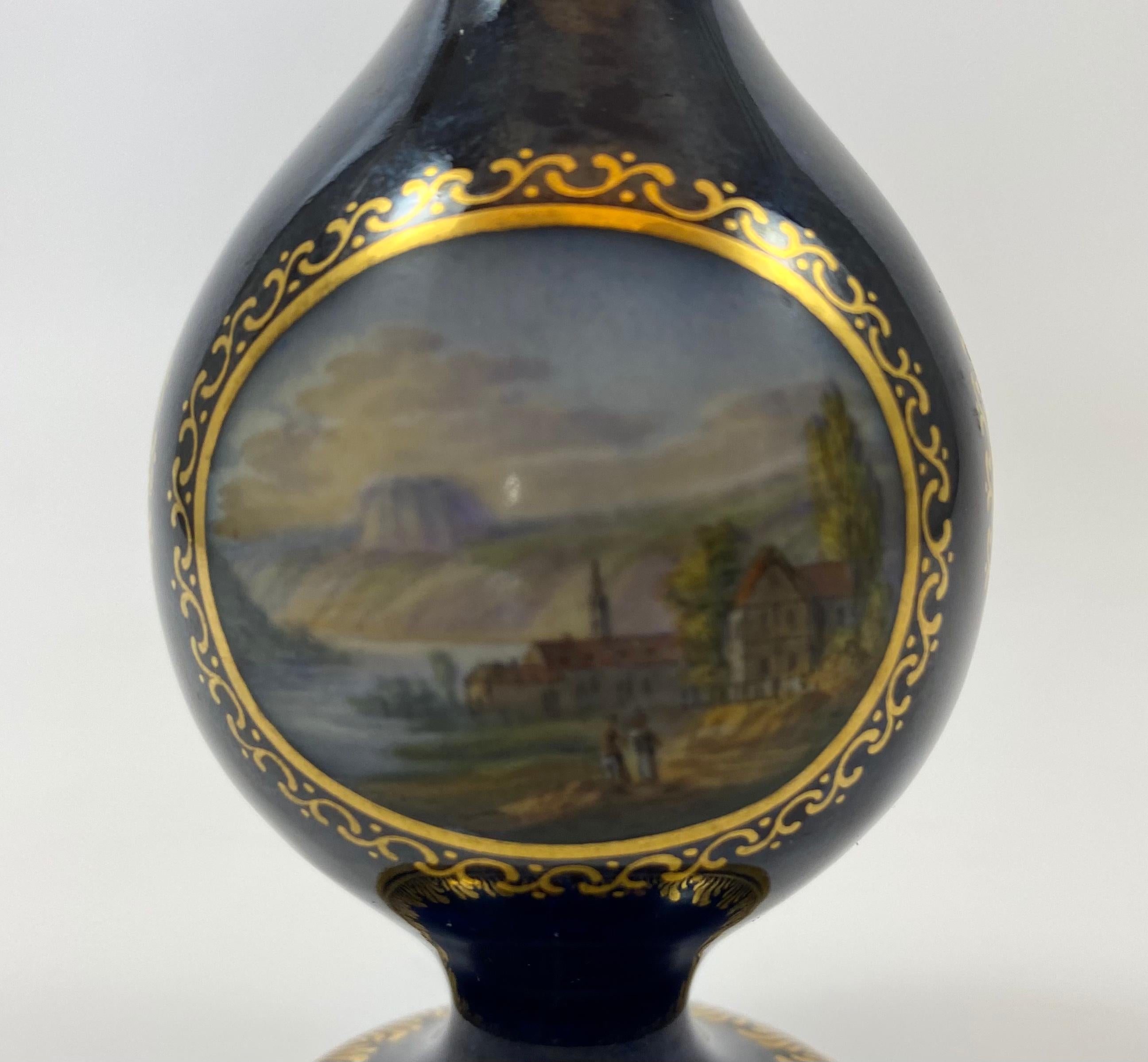 Meissen Porcelain Scent Bottle, c. 1790, Marcolini Period In Good Condition In Gargrave, North Yorkshire