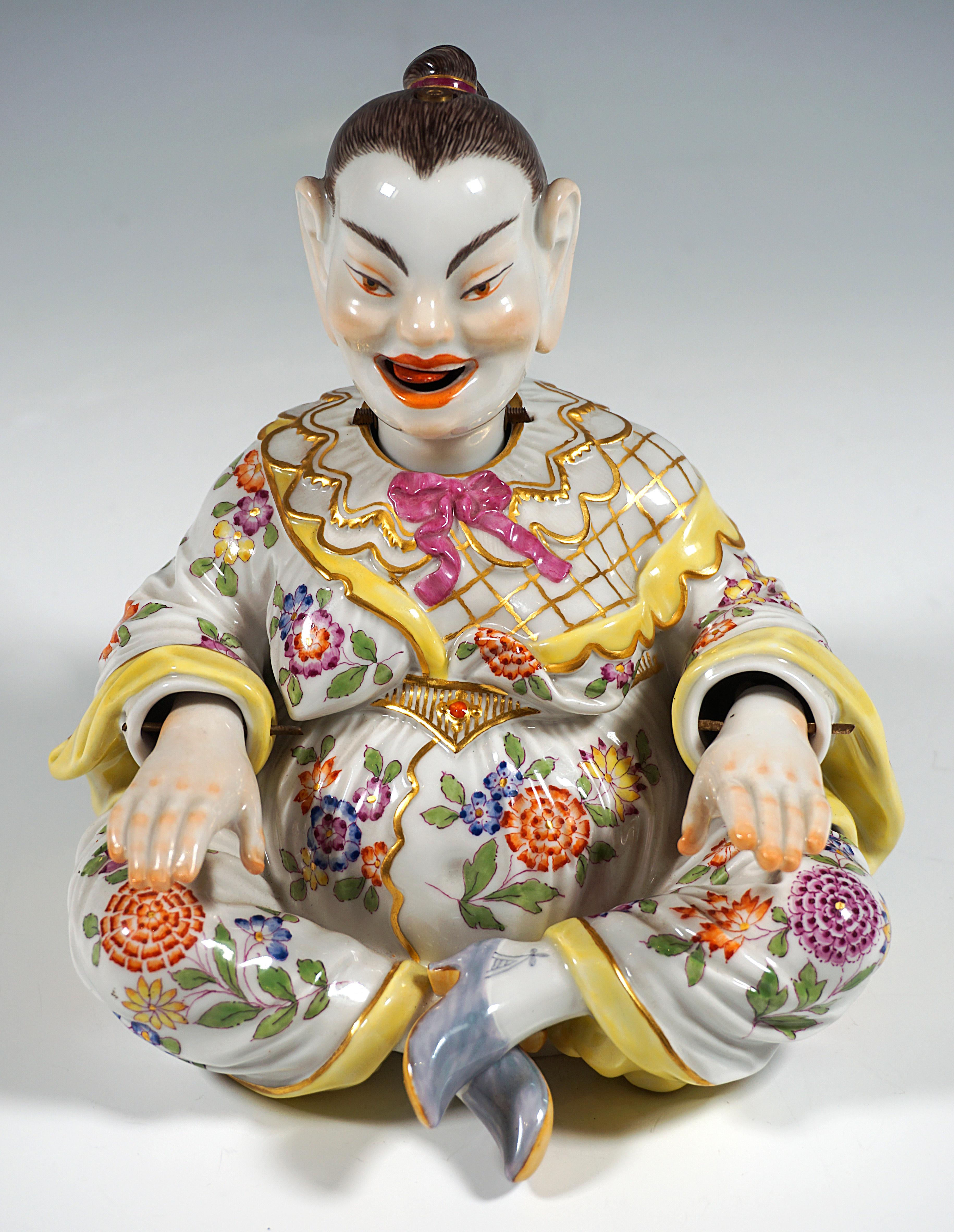 Meissen Porcelain Seated Buddha Figure As Wiggling Pagoda, By Kaendler, 20th In Good Condition In Vienna, AT