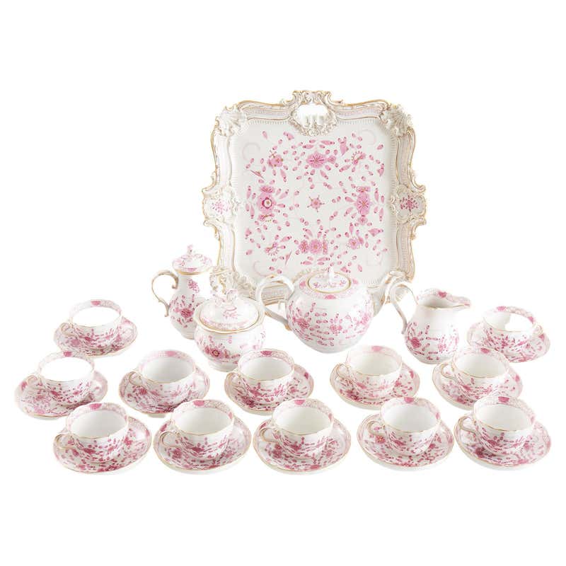 Extensive Augarten Porcelain Dinner, Coffee and Tea Service, circa 1935 ...