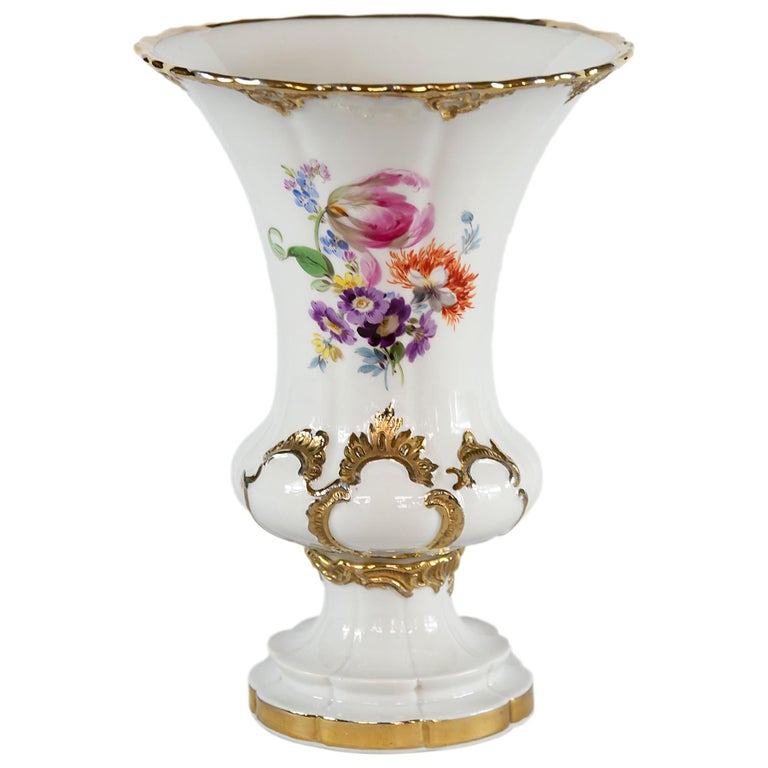 Meissen Porcelain Vase at 1stDibs | meissen vase, meissen porcelain vases, meissen  vases prices