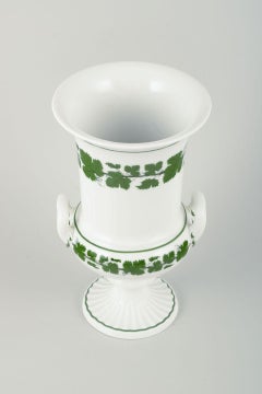 Meissen, porcelain vase on foot, decorated with the classic Vine-Leaf pattern