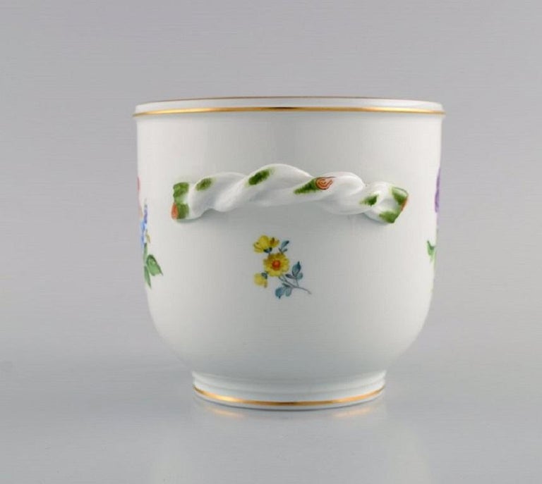 German Meissen Porcelain Vase with Hand-Painted Flowers and Gold Edge, 1920s For Sale