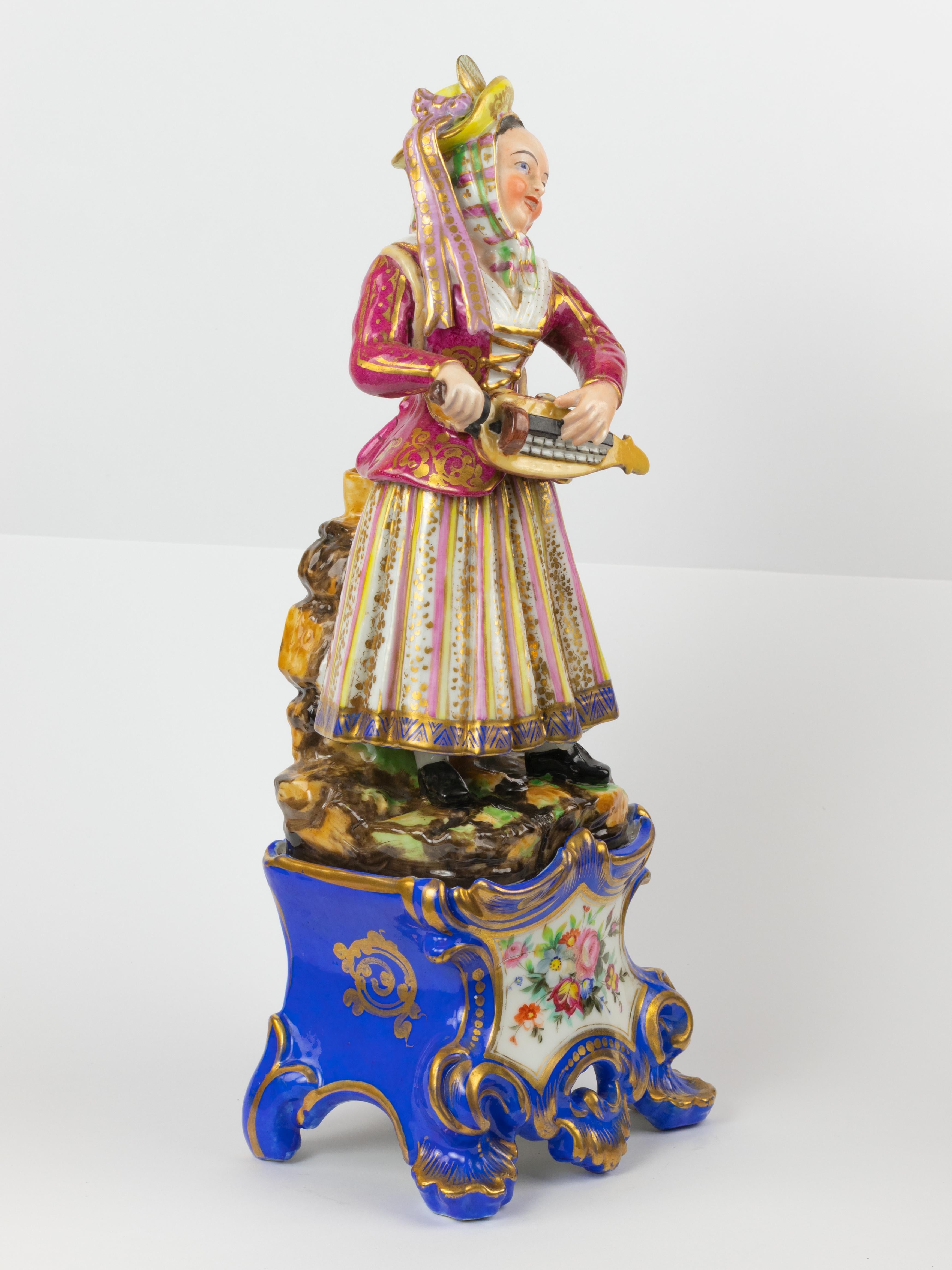 Meissen Porcelain Woman Porcelain Figure, (20th Century) For Sale 1