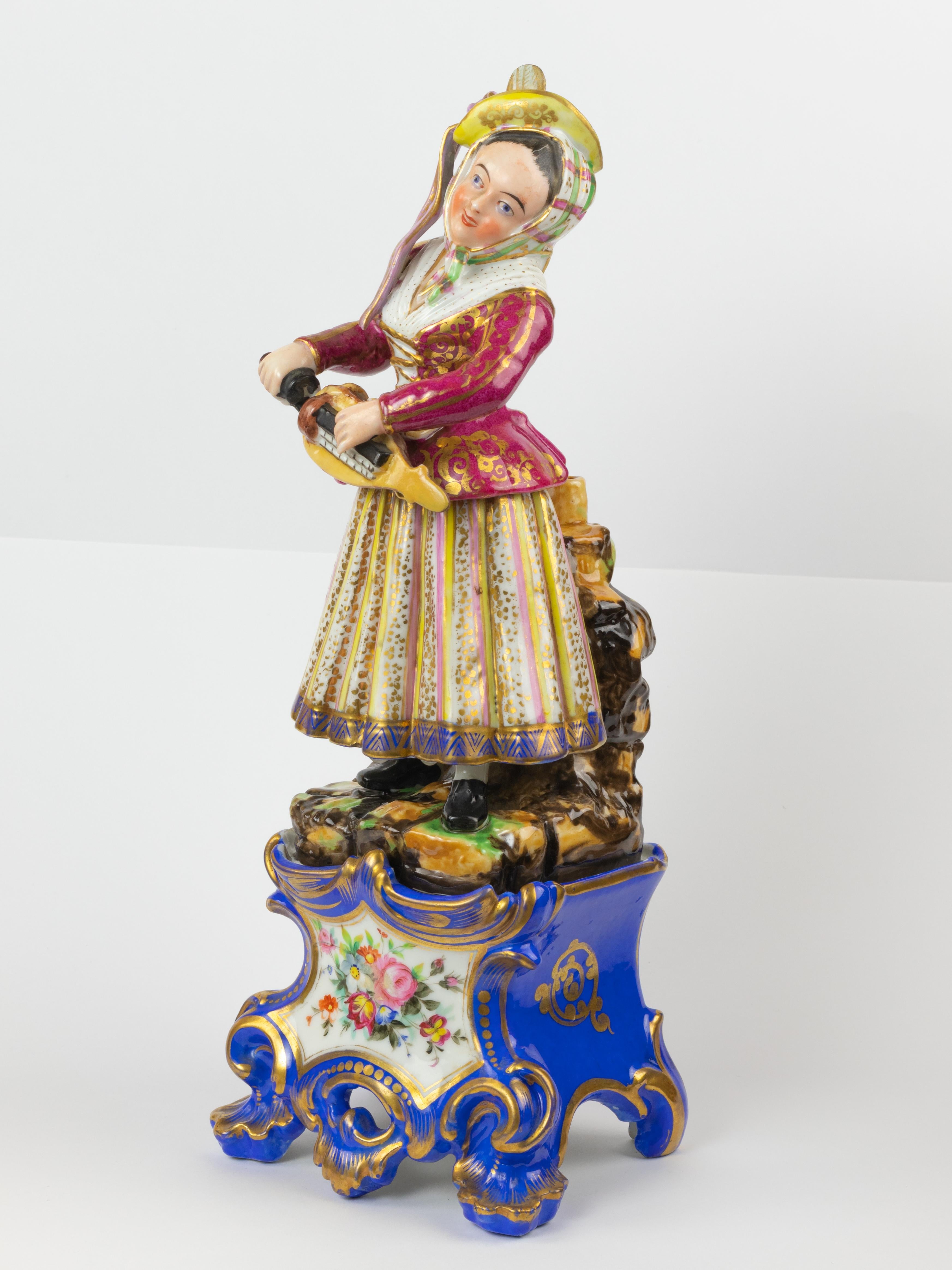 Meissen Porcelain Woman Porcelain Figure, (20th Century) For Sale 4