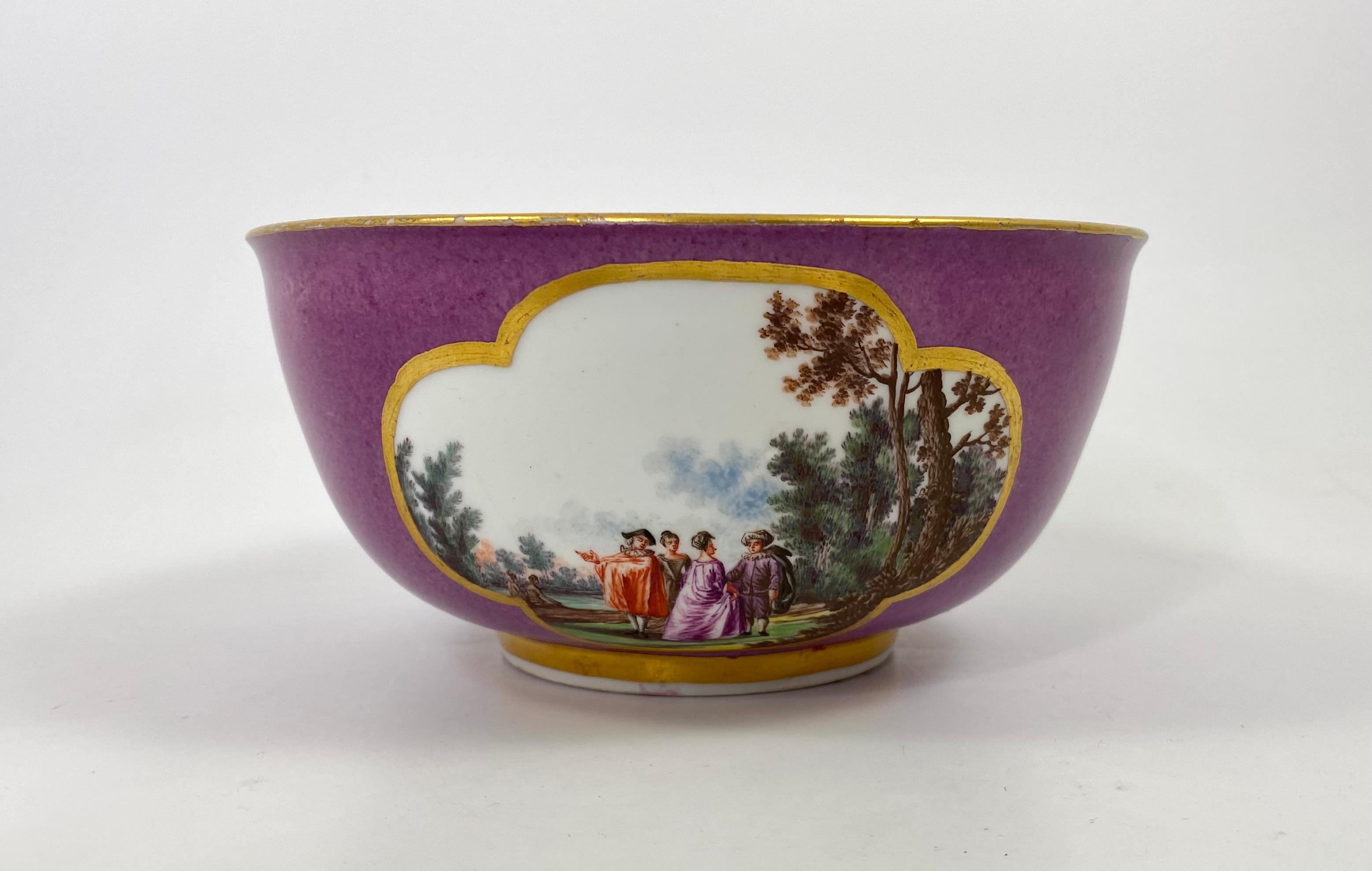 Georgian Meissen ‘Puce Ground’ Porcelain Bowl, C. 1740 For Sale
