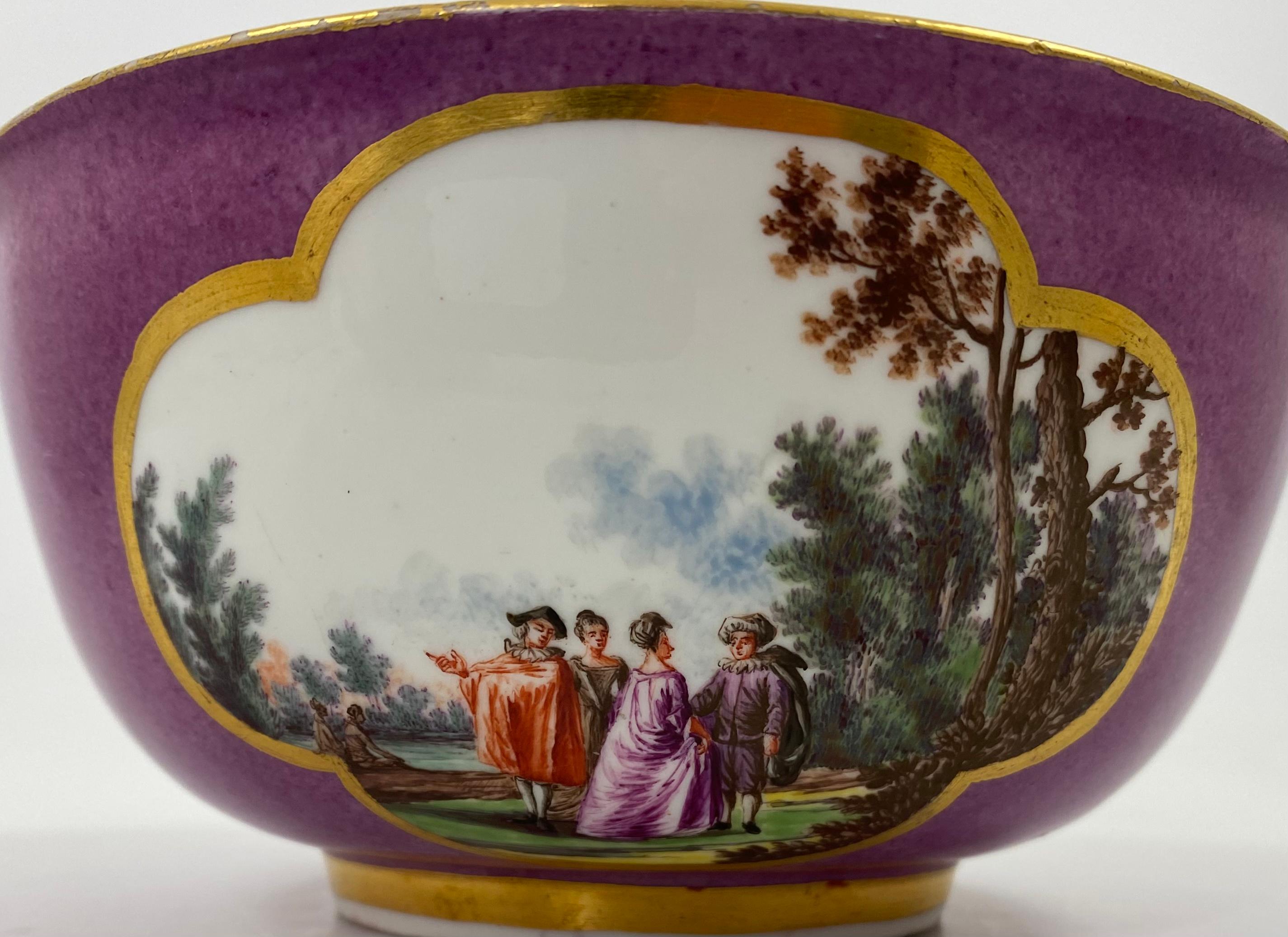 Meissen ‘Puce Ground’ Porcelain Bowl, C. 1740 For Sale 2