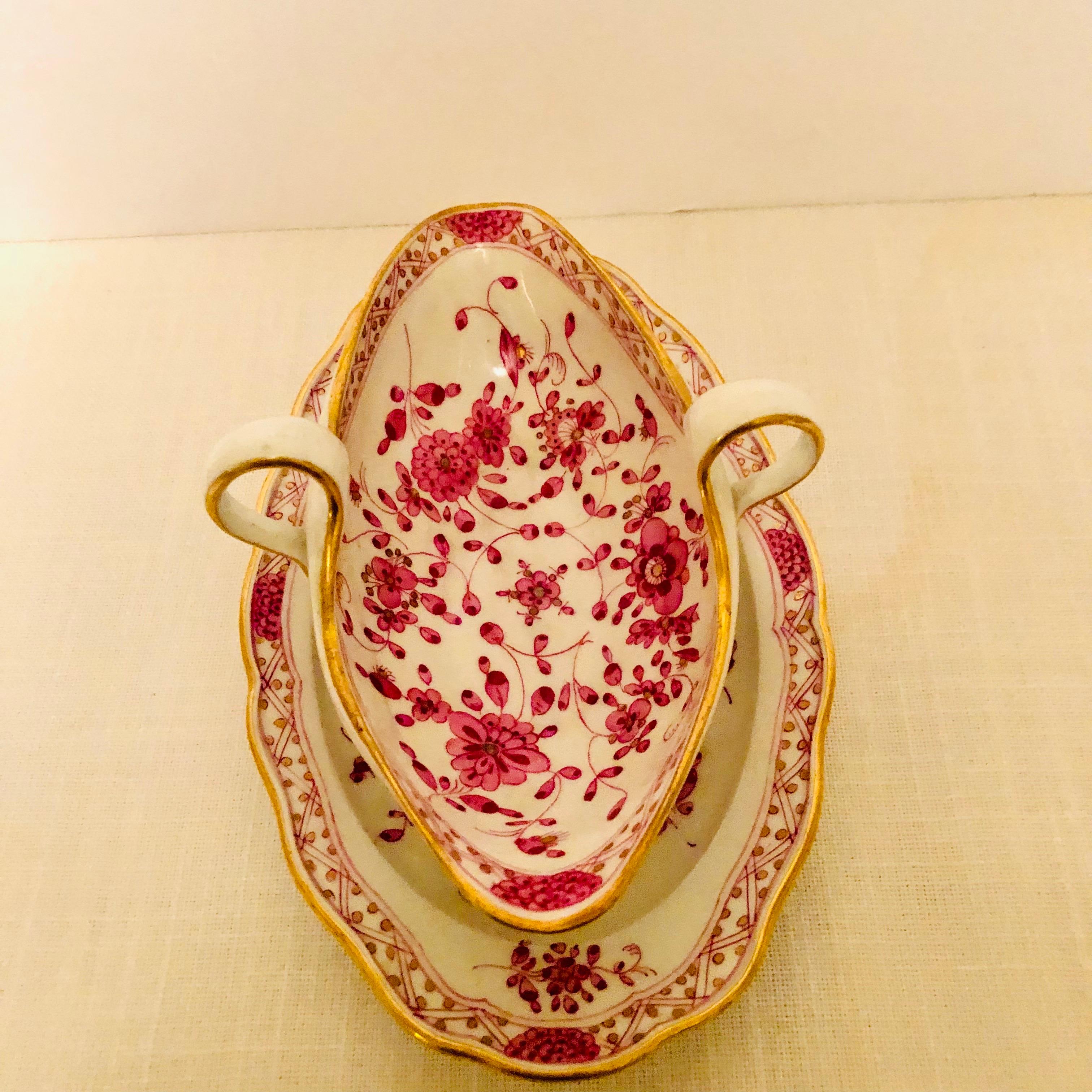 Meissen Purple Indian Gravy with Attached Underplate from the Late 19th Century In Good Condition In Boston, MA