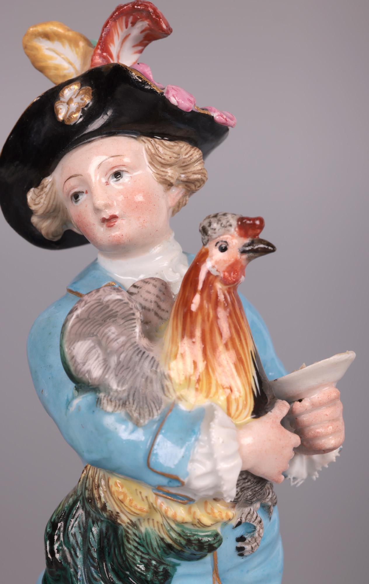 Rare et étonnante paire de figurines en porcelaine allemande tenant des oiseaux, attribuée à Johann Joachim Kändler (allemand 1706 - 1775) pour le célèbre fabricant Meissen et datant du 19e siècle. 

Johann Joachim Kändler est entré à Meissen en