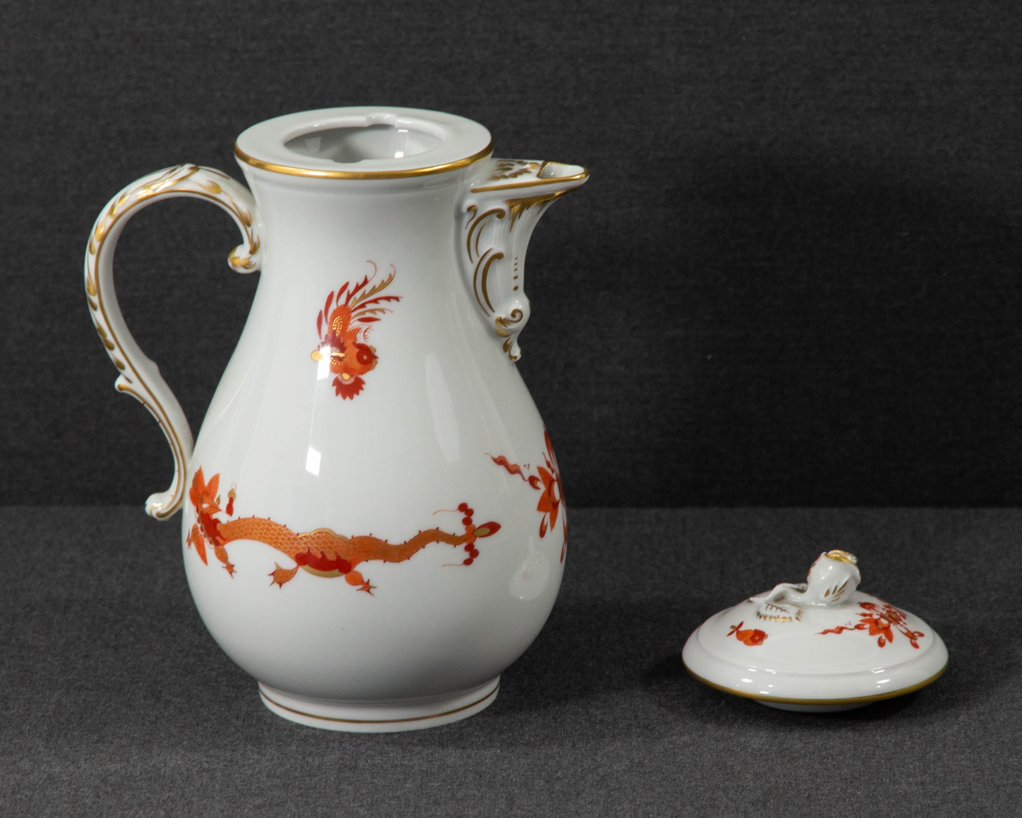 Chinoiserie Meissen, Red Dragon, Coffee Pot