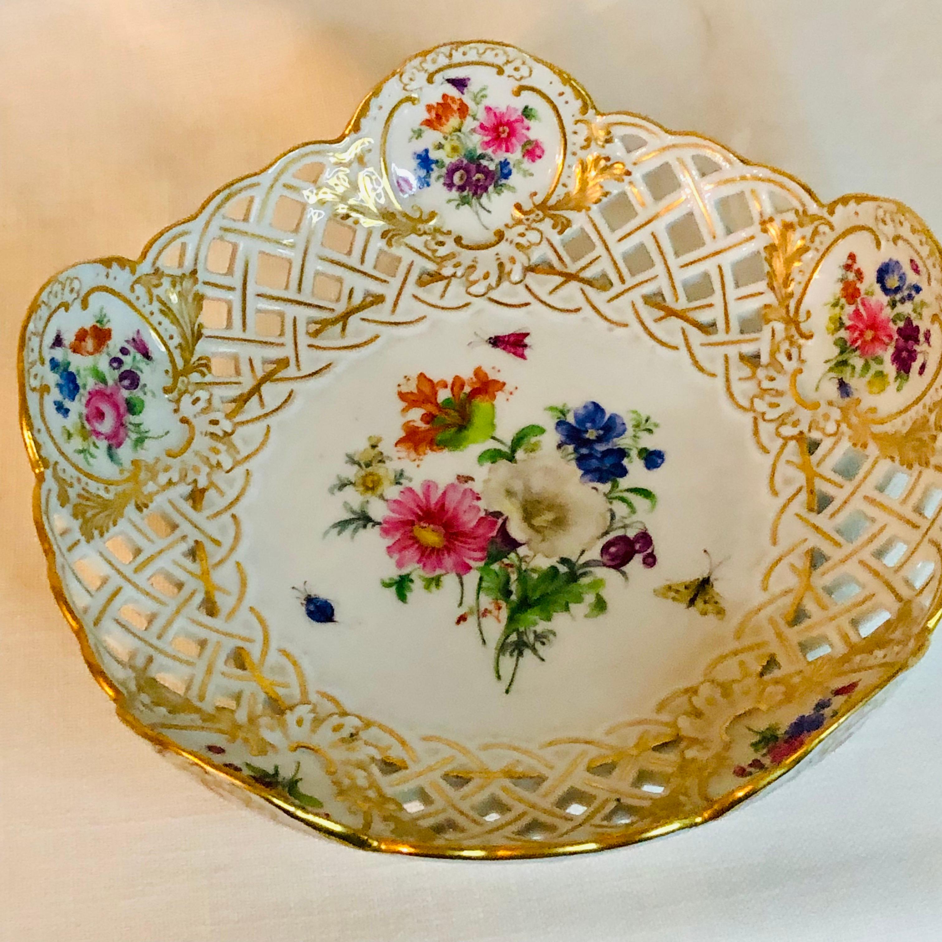 Meissen Reticulated and Fluted Bowl With central Flower Bouquet and Insects For Sale 4