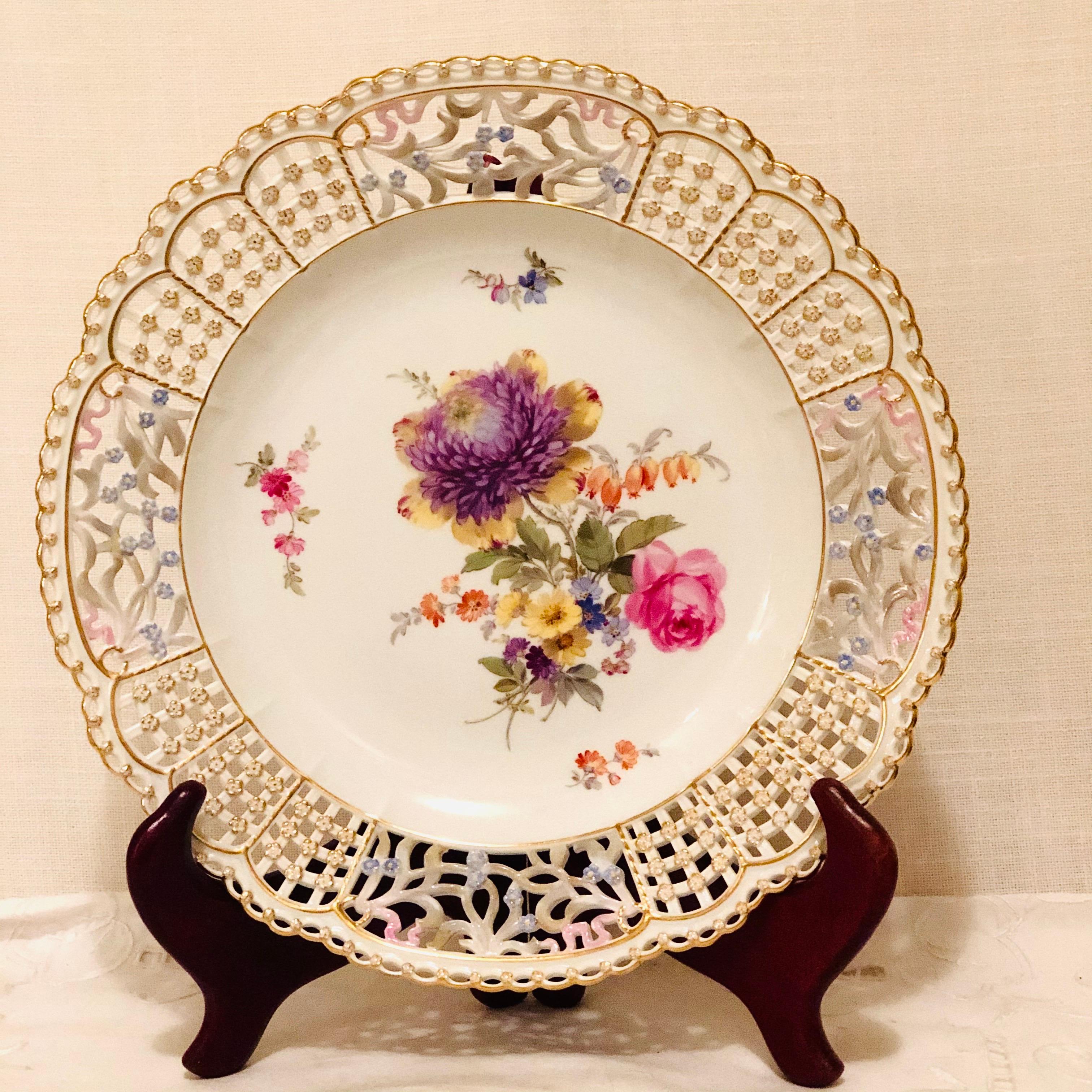 Hand-Painted Meissen Reticulated Cabinet Plate with Flower Bouquet and Raised Forget Me Nots For Sale