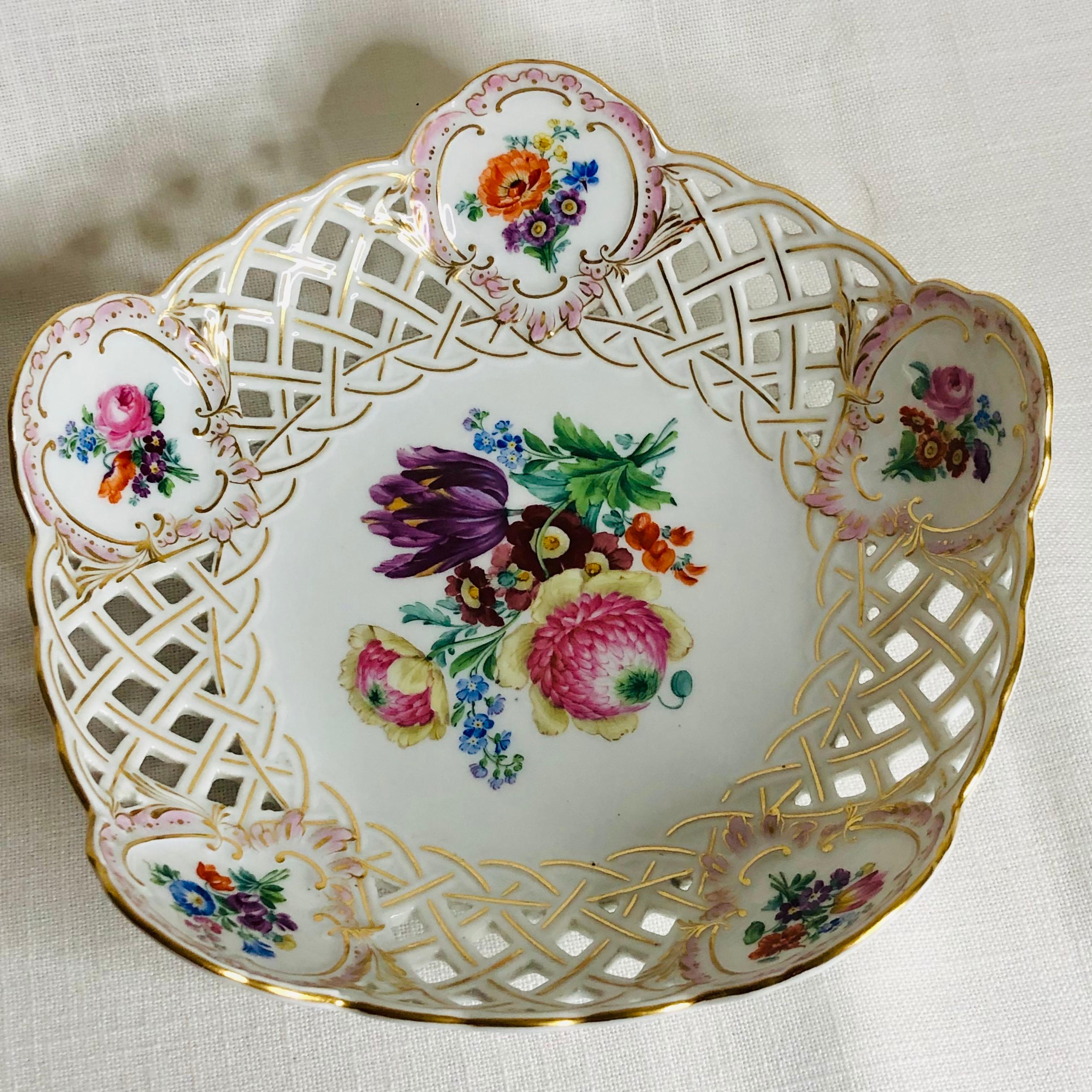 German Meissen Reticulated Fluted Bowl with a Bright & Colorful Central Flower Bouquet For Sale