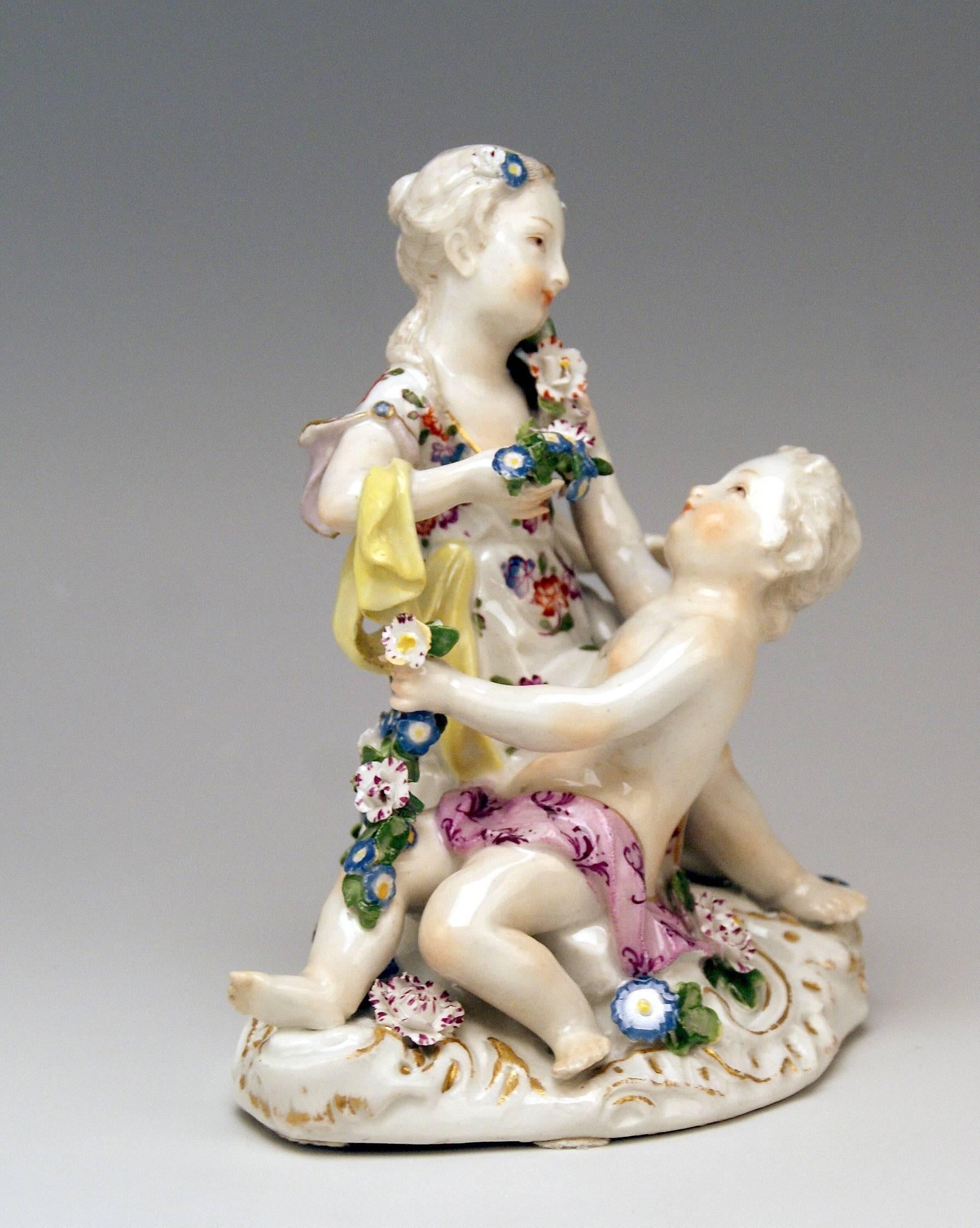 Meissen stunning figurines of lovely appearance: pair of cherubs / cupids as flora and zephyr
Model 2576

Measures:
Height: 5.11 inches (= 13.0 cm)
Width: 4.33 inches (= 11.0 cm)
Depth: 2.95 inches (= 7.5 cm)

Manufactory: