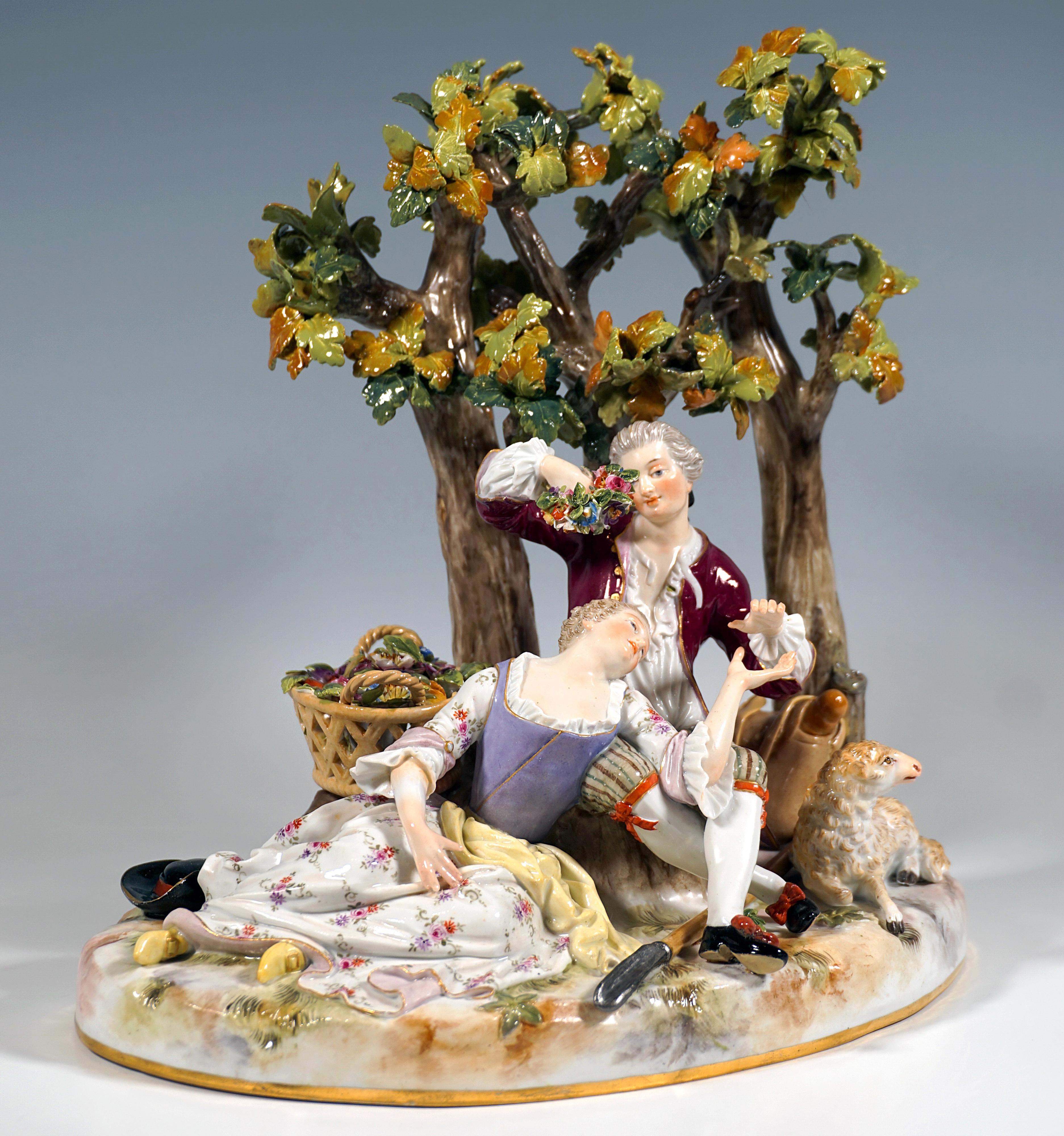 Grupo rococó de Meissen, Pareja Shpherd bajo los árboles, por J.J. Kaendler, Ca 1860 Hecho a mano en venta