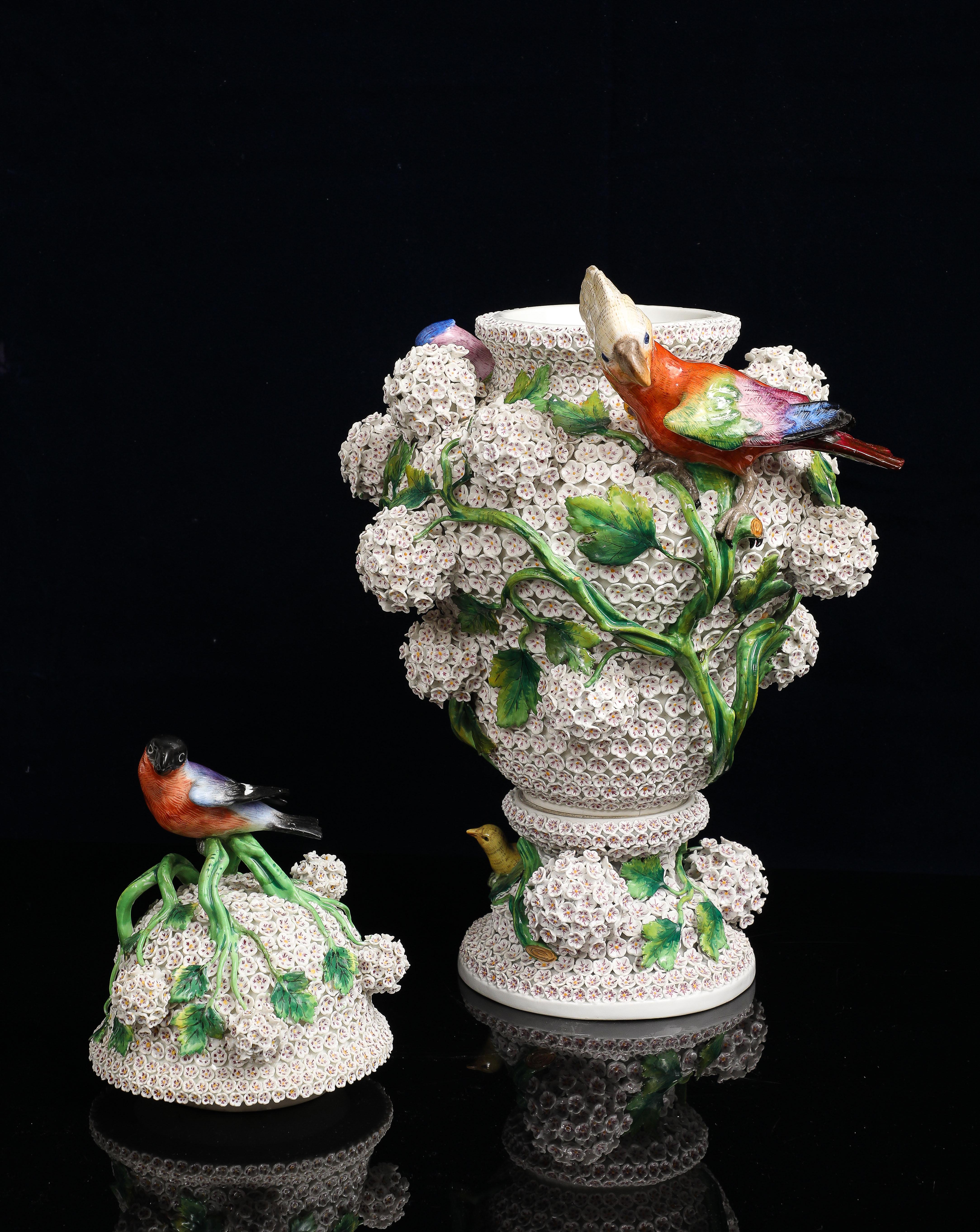 Porcelain Meissen Schneeballen Covered Snowball Vase w/ Birds, Flowers, Leaves & Branches For Sale
