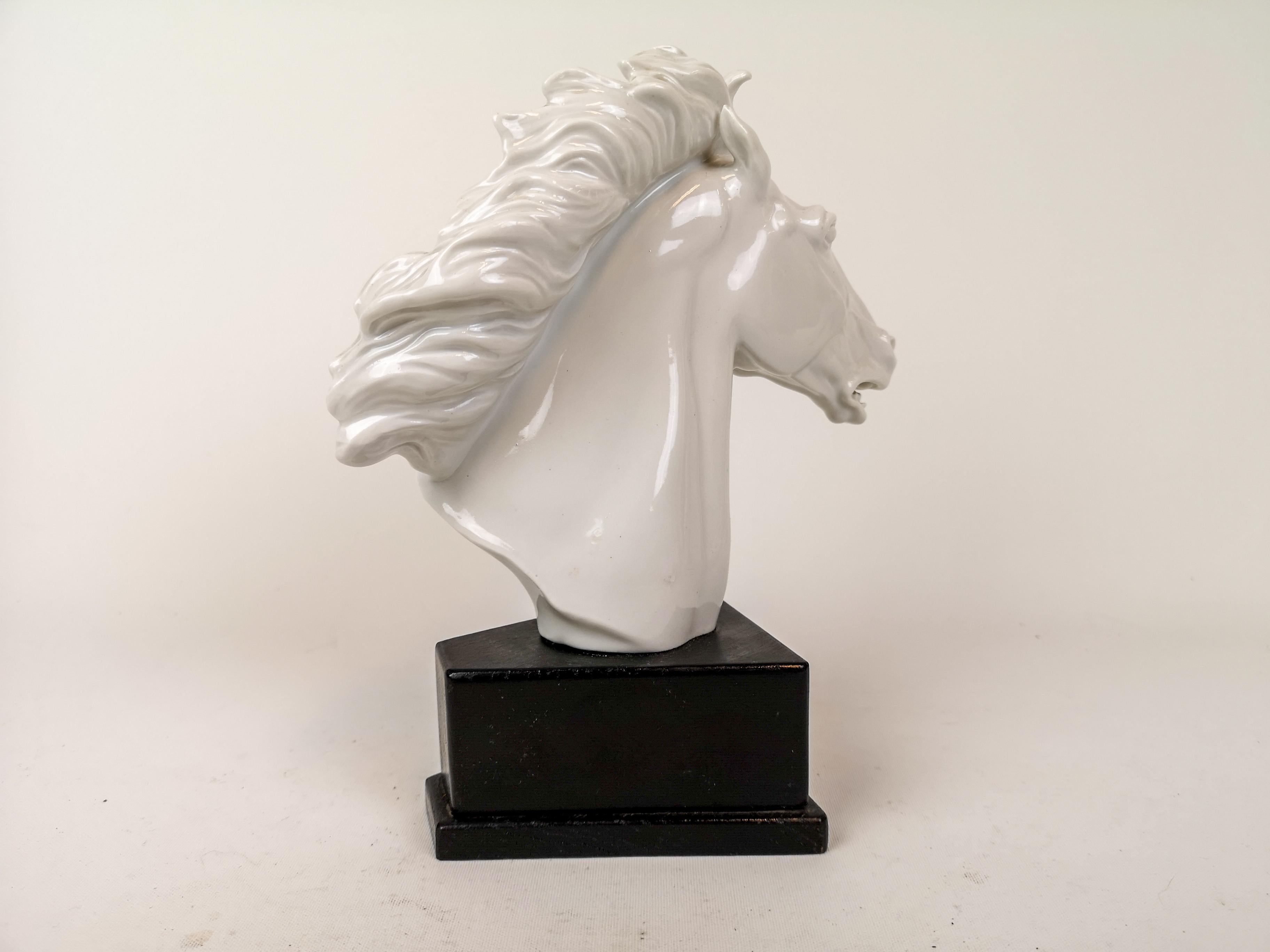 German Meissen Sculpture of a Horse Erich Oehme, 1949