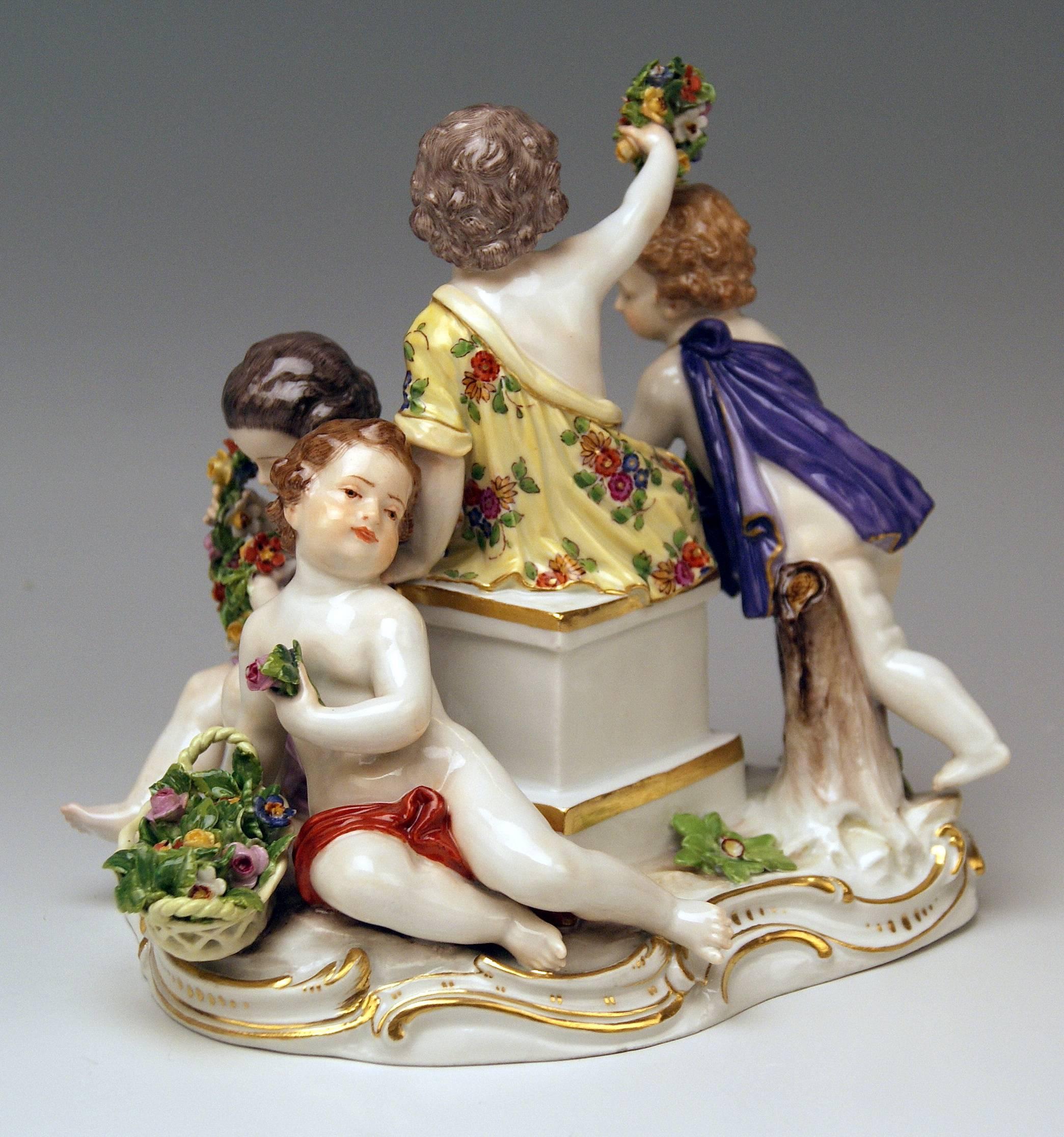 Allemand Figurines de Cupidons des saisons de Meissen Allégorie du printemps Modèle 2502 Kaendler en vente