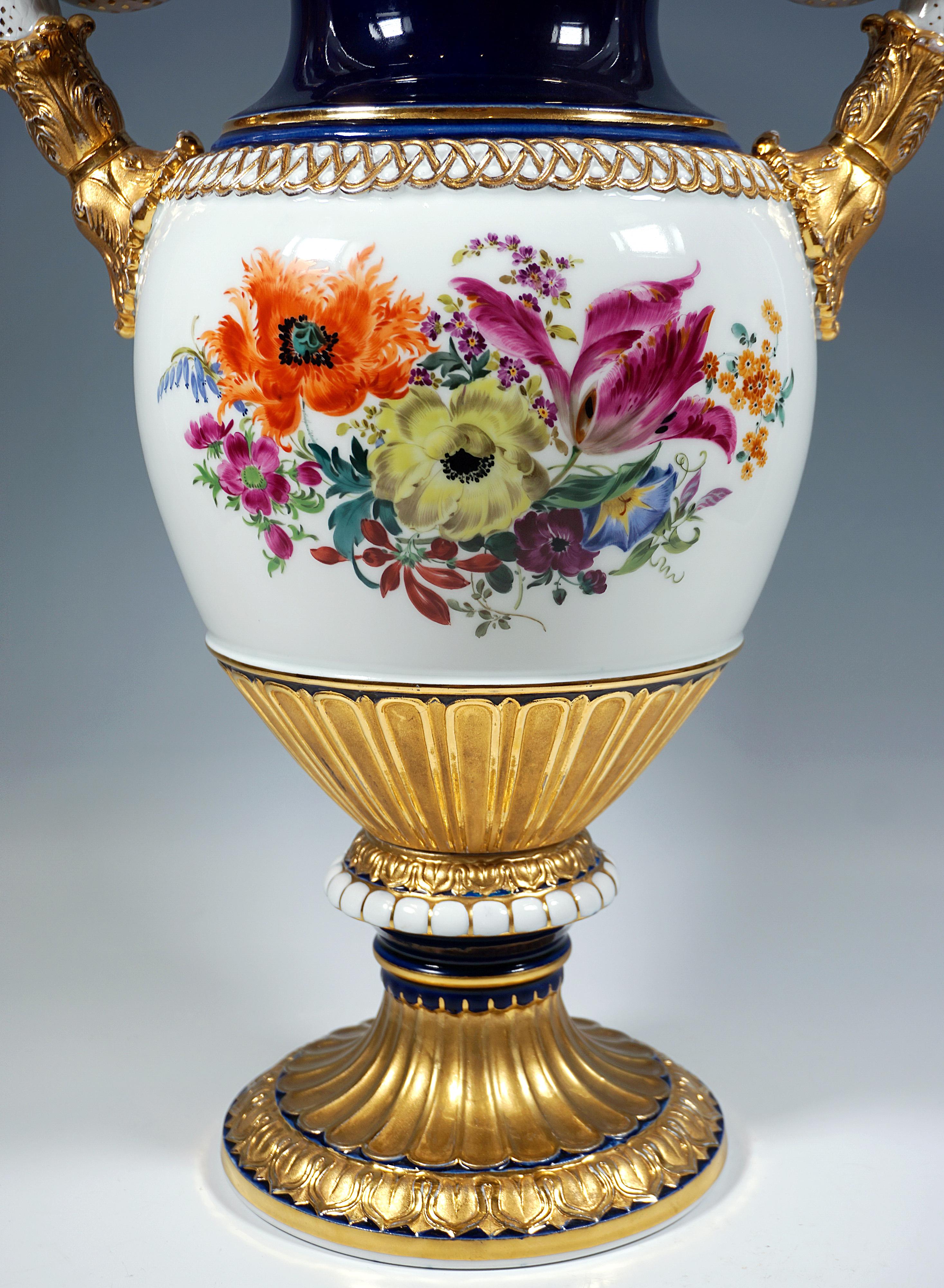 Meissen Snake Handle Vase With Flower Painting And Gilding, by Leuteritz, 20th For Sale 1