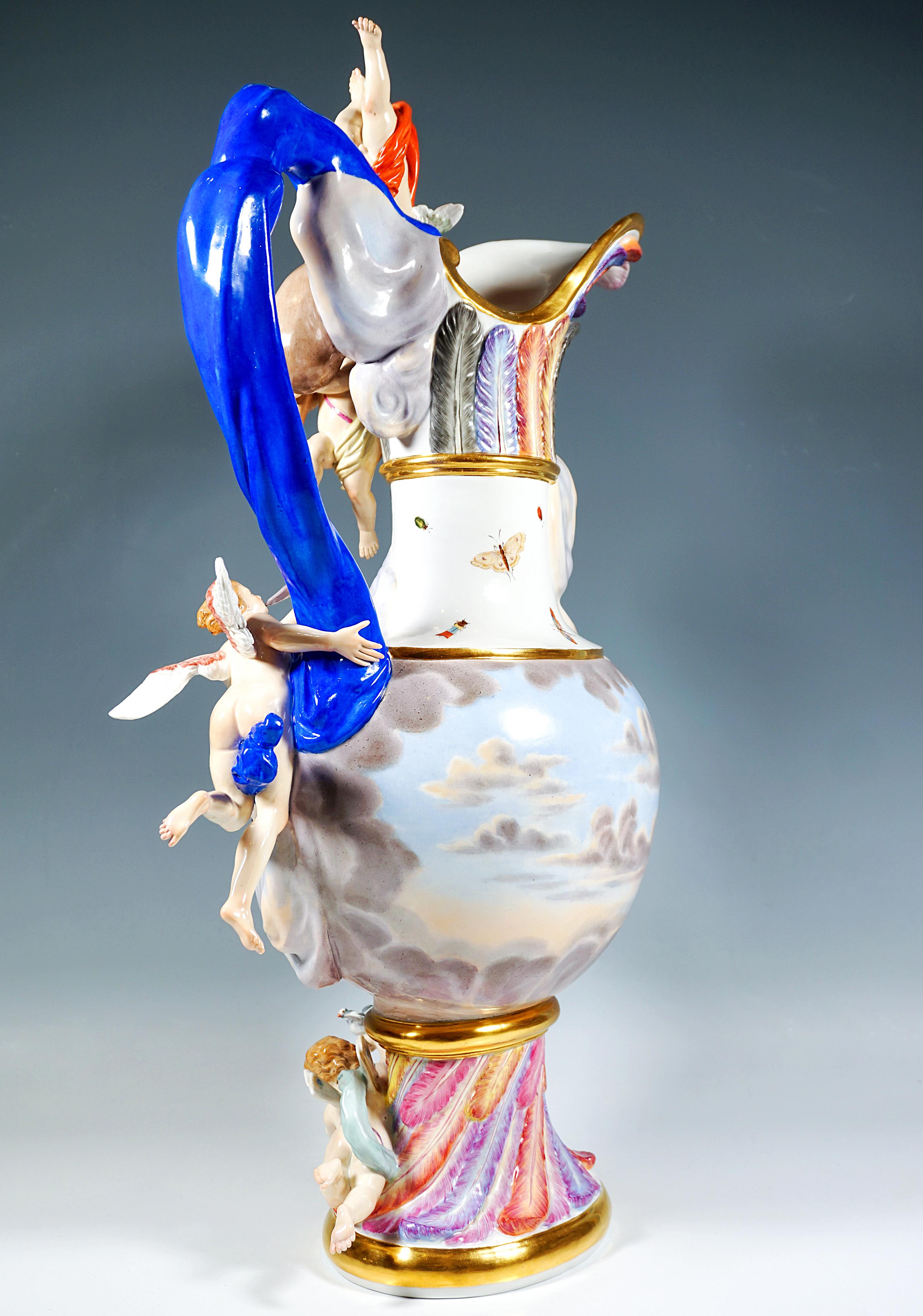 Meissen Splendid Element Vase 'Air', by J.J. Kaendler, Germany, ca 1860/80 In Good Condition For Sale In Vienna, AT