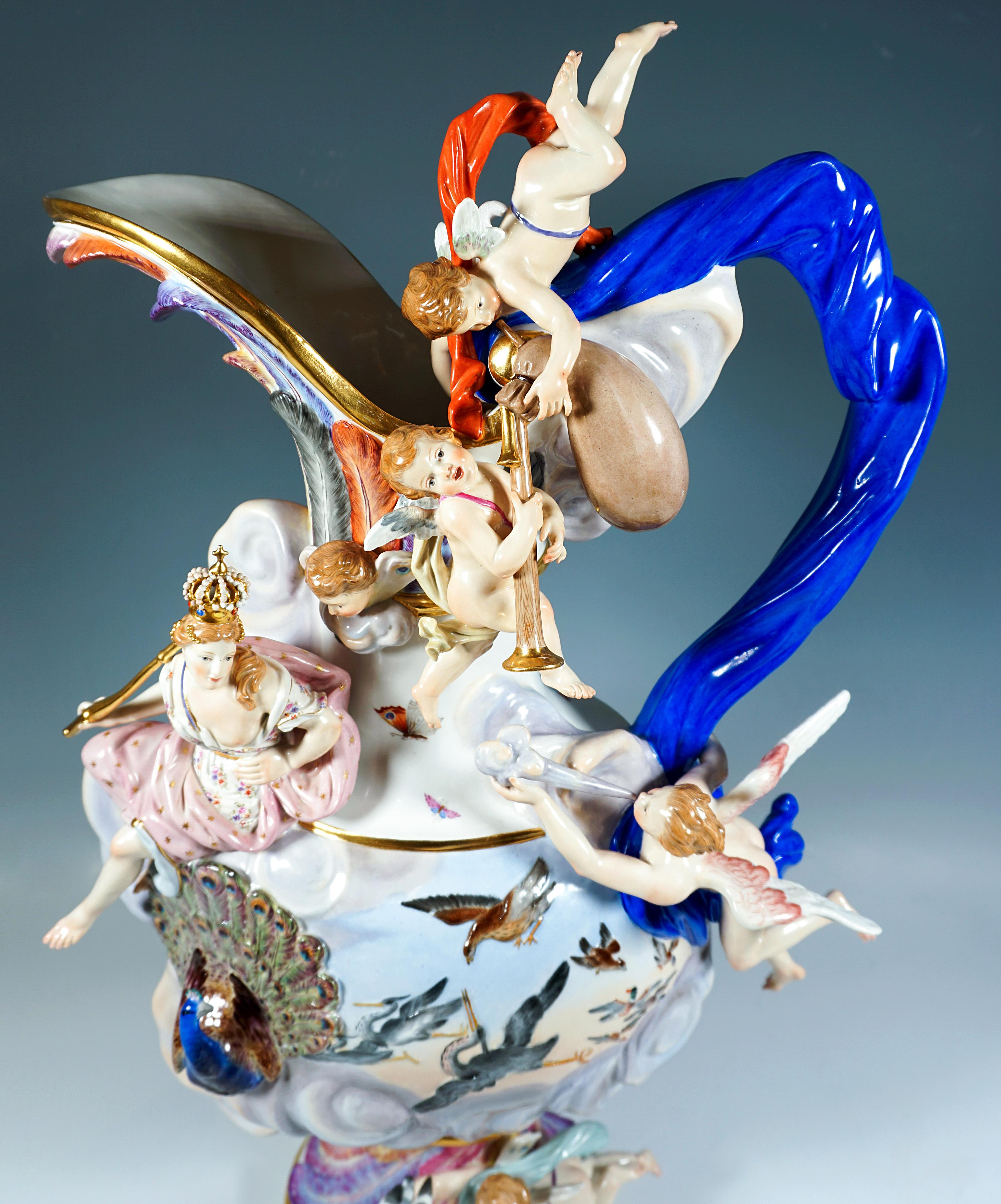 Porcelain Meissen Splendid Element Vase 'Air', by J.J. Kaendler, Germany, ca 1860/80 For Sale