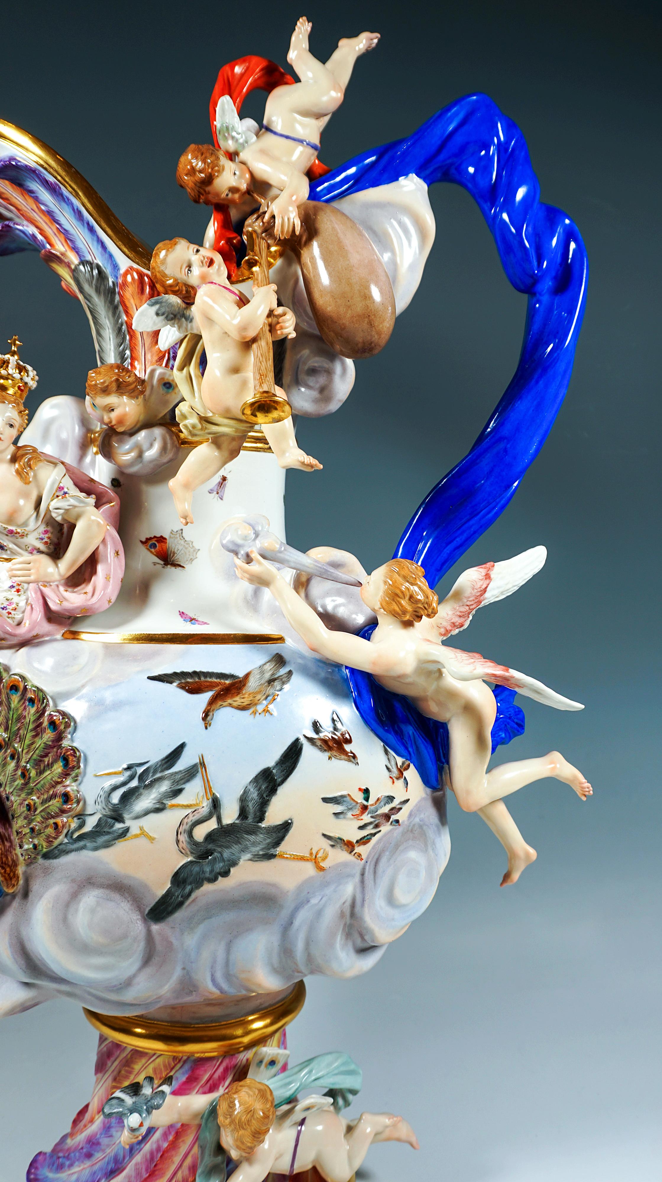 Meissen Splendid Element Vase 'Air', by J.J. Kaendler, Germany, ca 1860/80 For Sale 2