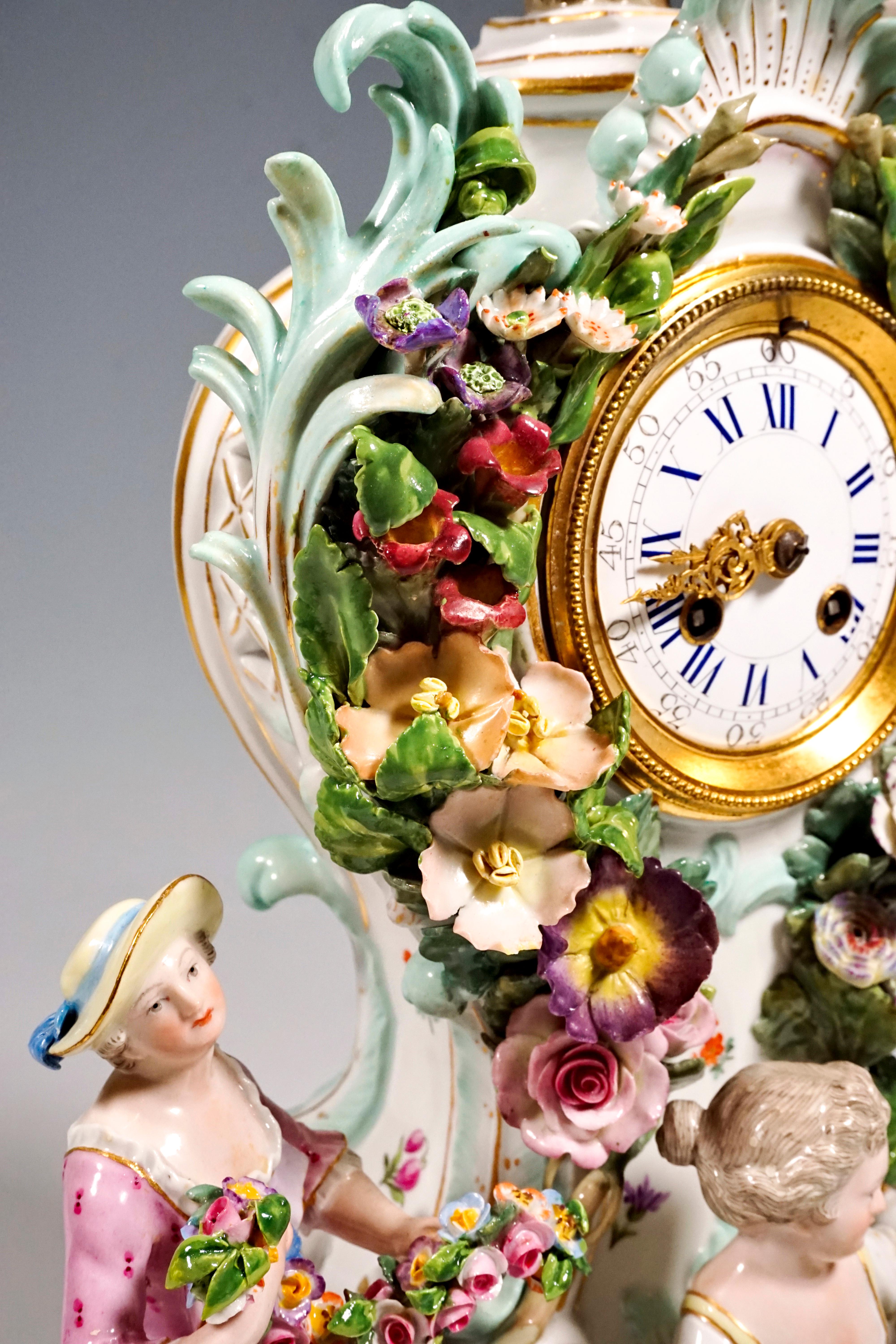 Meissen Splendour Clock with Gardener Figures by E.A. Leuteritz, circa 1880 2