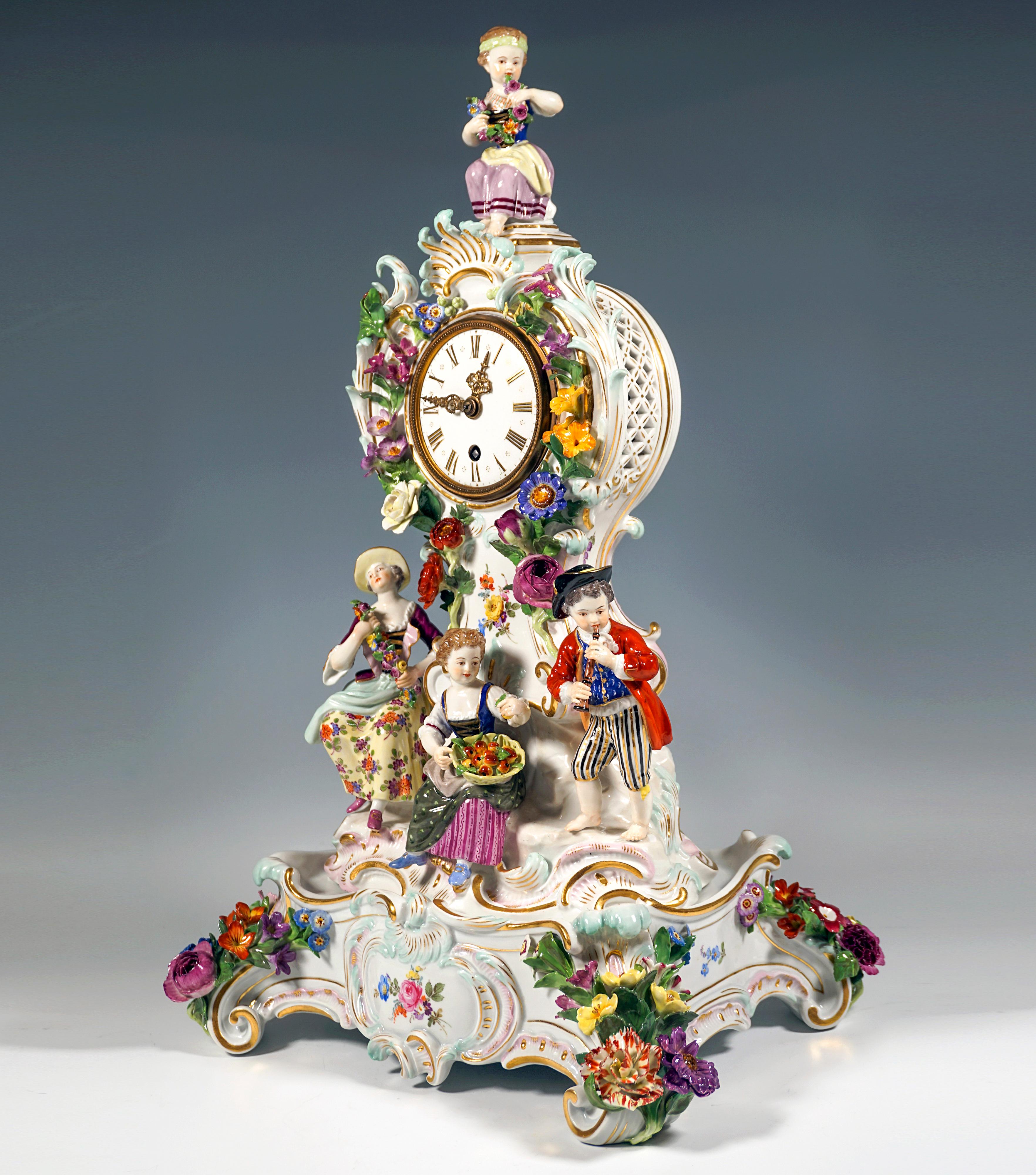 Meissener Splendour-Uhr mit Gärtnerfiguren auf Sockel von Leuteritz, um 1880 (Deutsch) im Angebot