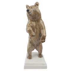 Meissen Standing Bear