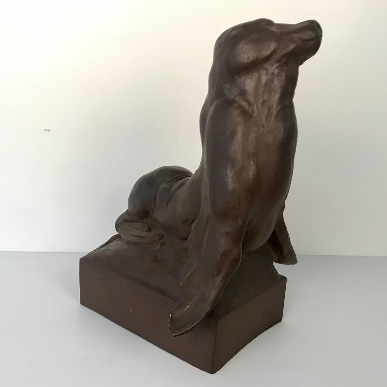 Modèle de sceau en grès de Meissen par August Gaul Excellent état - En vente à Montreal, QC