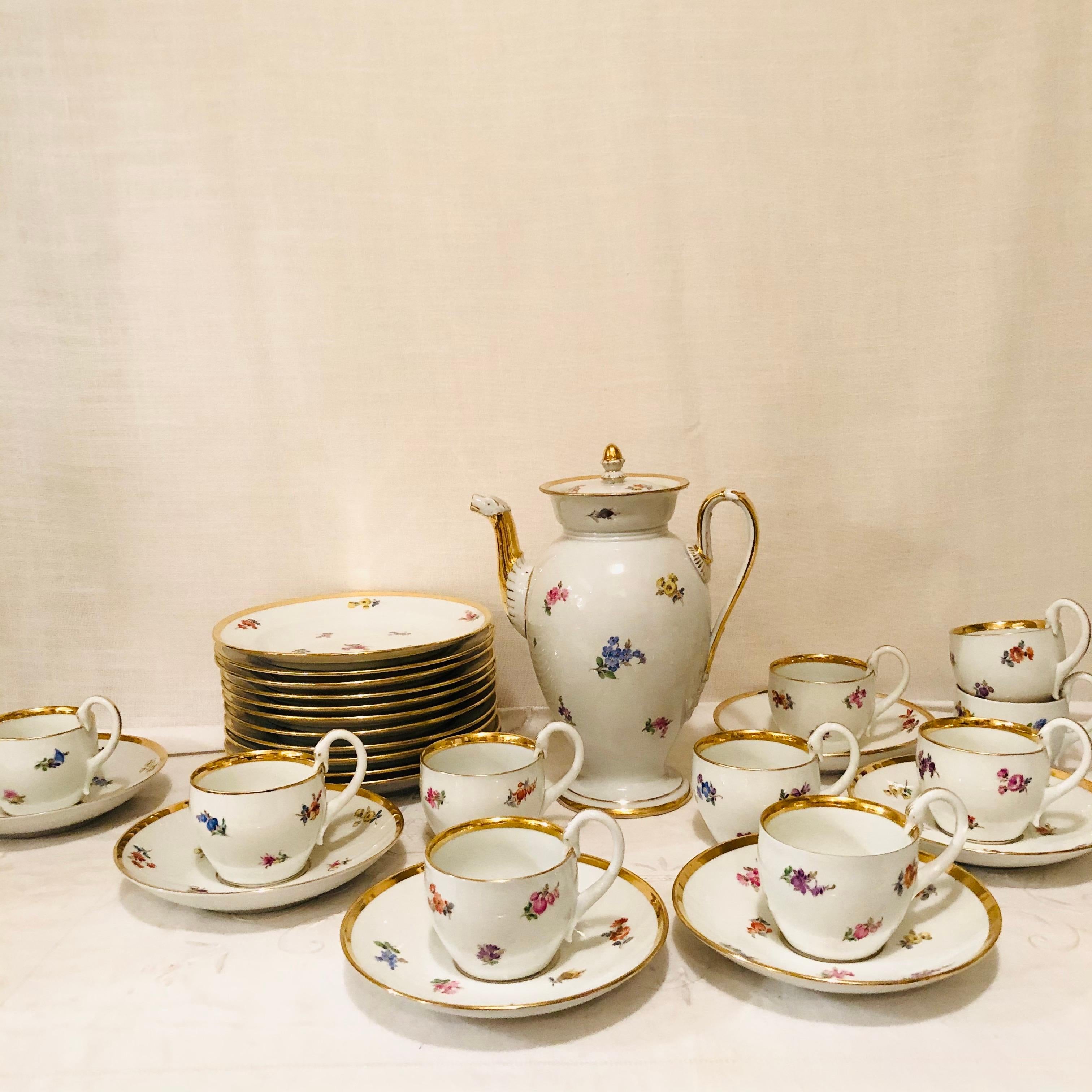 Meissen Streublumen Tea Set for 10 with Cups and Saucers, Cake Plates and Teapot 2