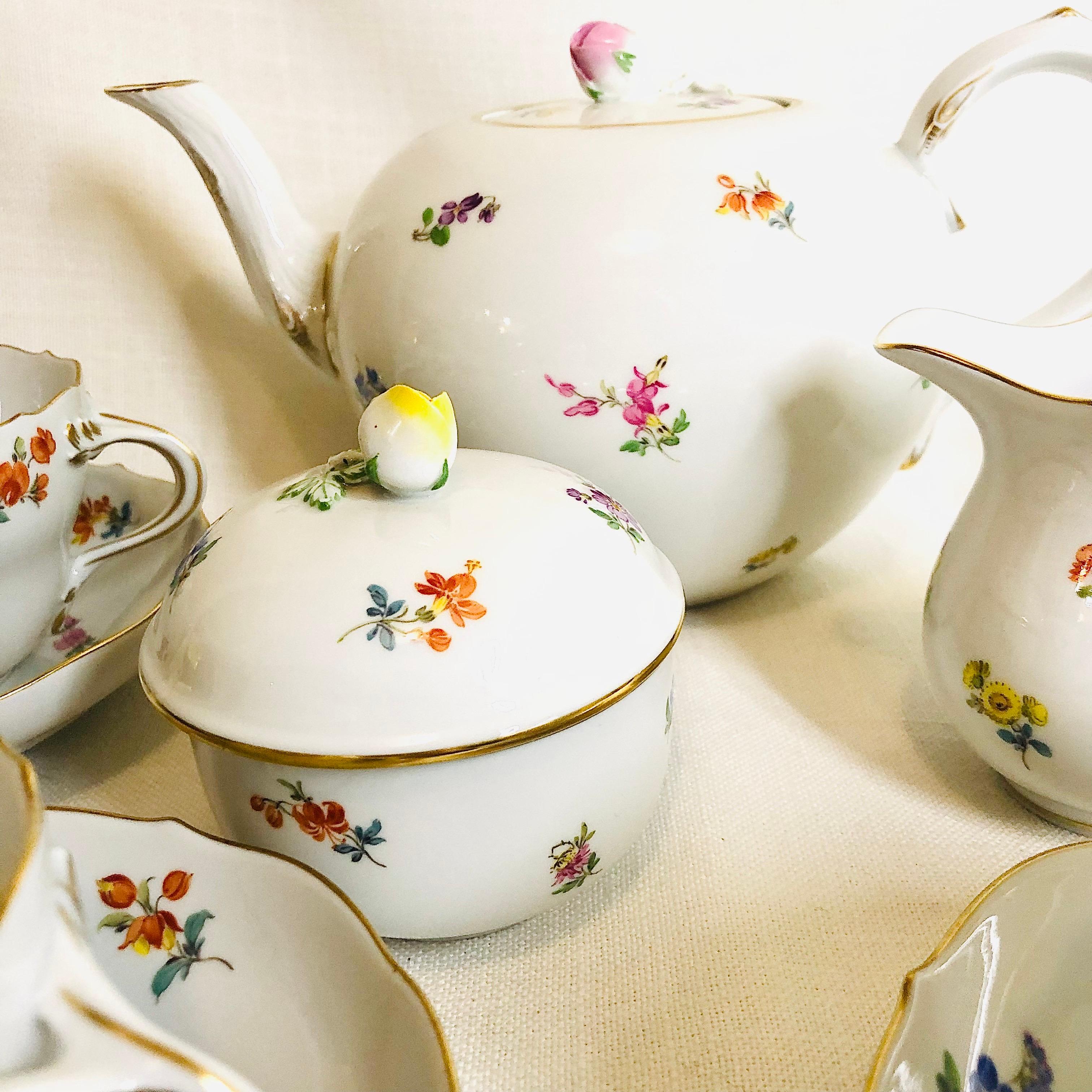 Romantic Meissen Streublumen Tea Set with 4 Cups and Saucers and Covered Sugar & Creamer