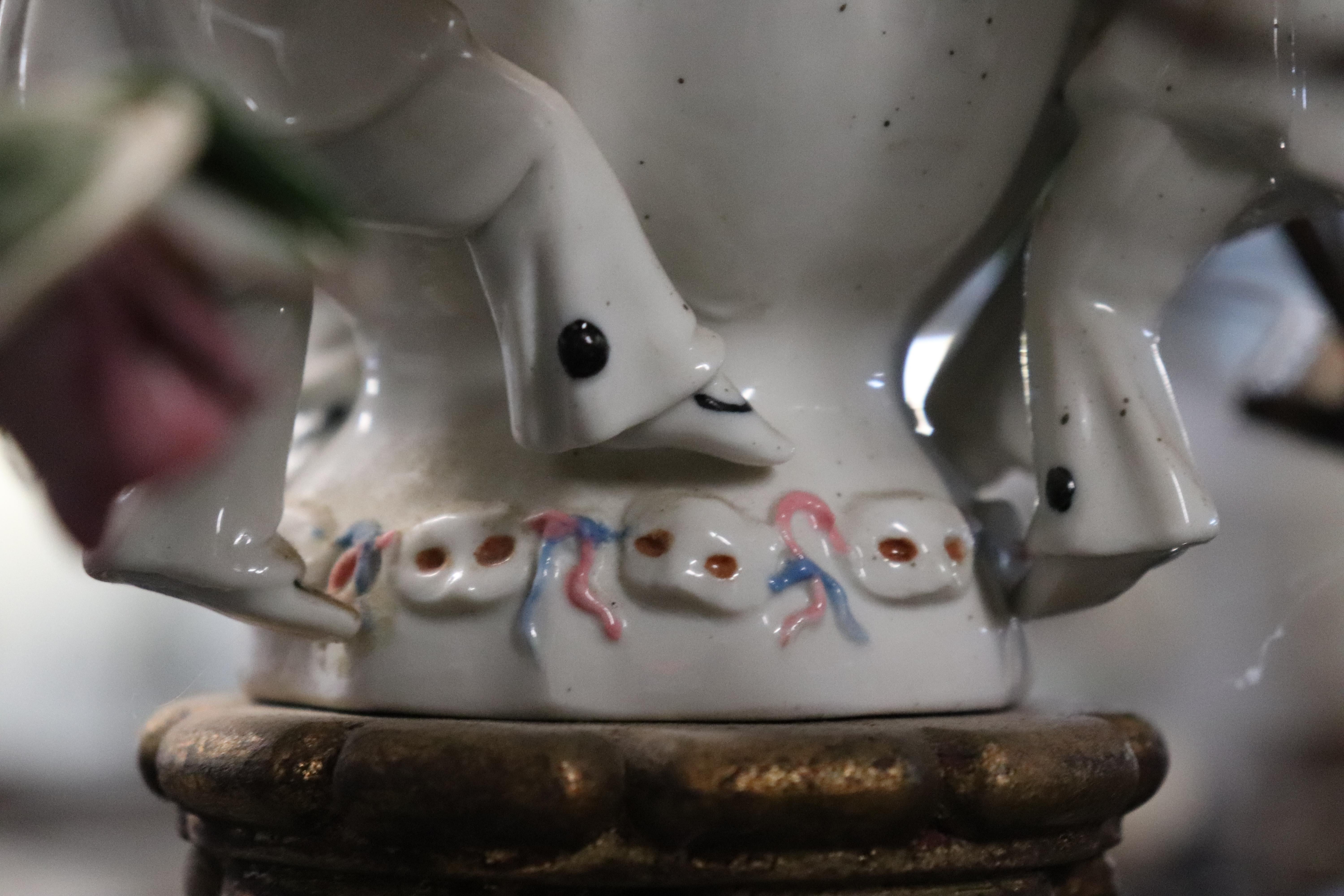 Meissen style Porcelain Figural Floral Chandelier with Gilt Details Italian Made For Sale 10