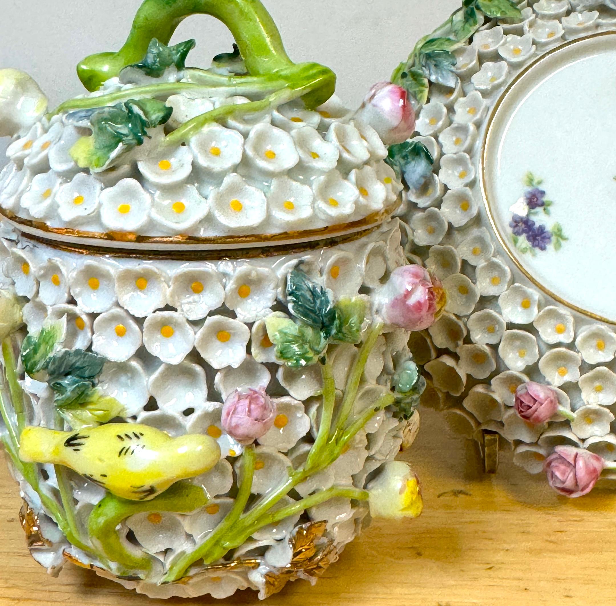 Porcelain Meissen Style Schneeballen Teacup & Saucer & Lid For Sale