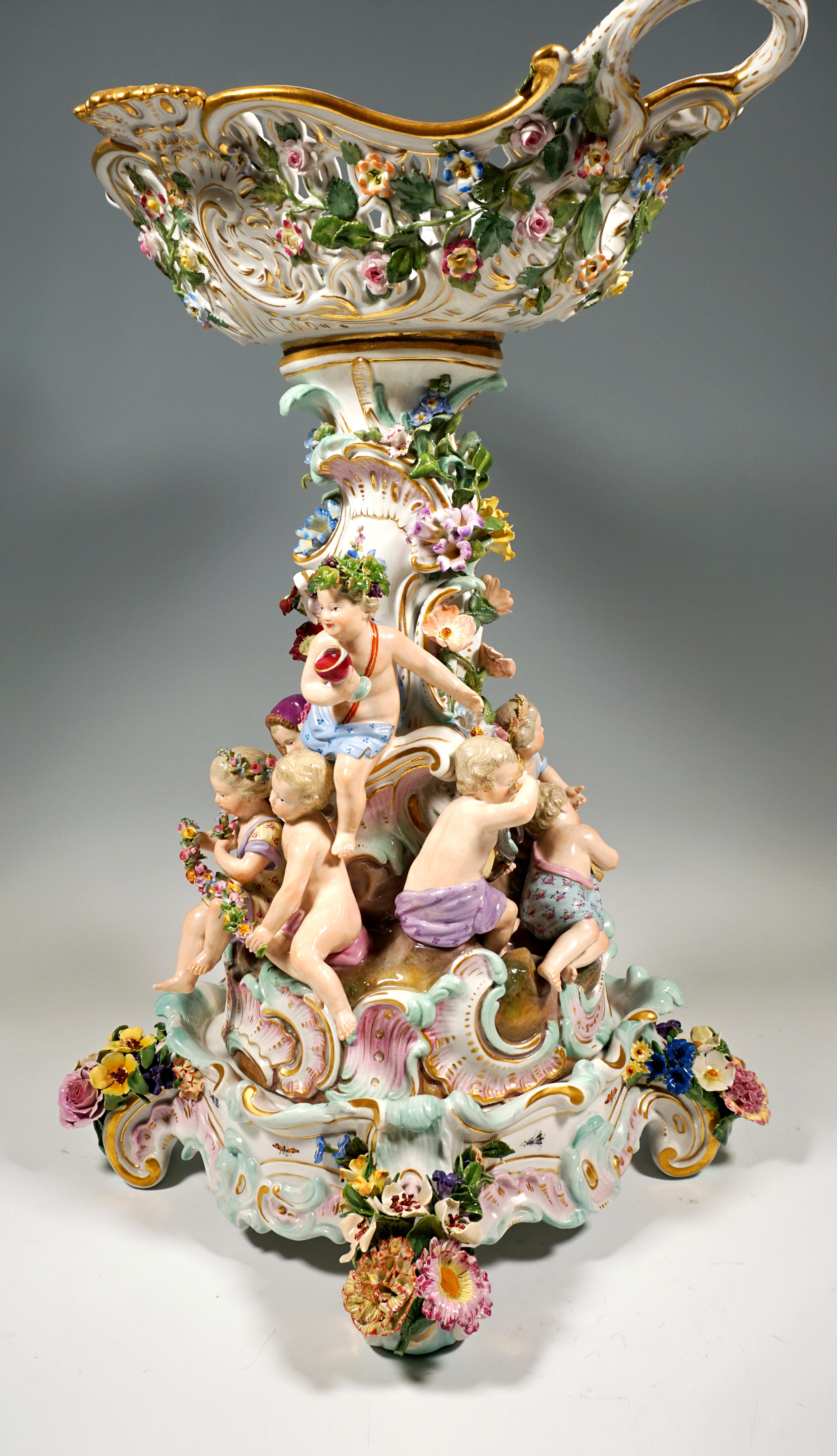 Porcelain Meissen Tall Splendour Centerpiece with Cupids by Leuteritz, Around 1880