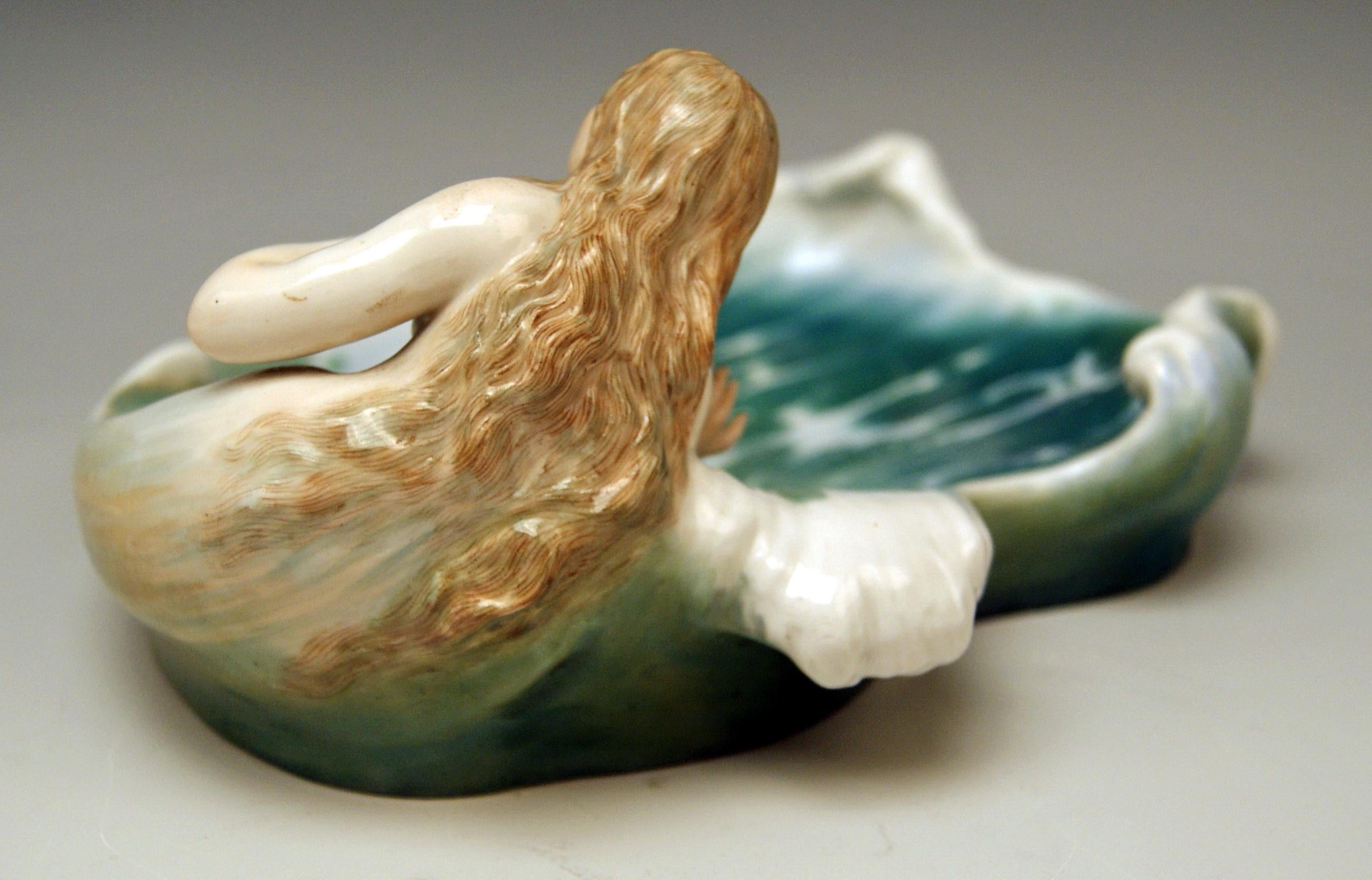 Glazed Meissen the Wave Art Nouveau Bowl Figurine Henschtel Konrad Q 169, circa 1900 For Sale