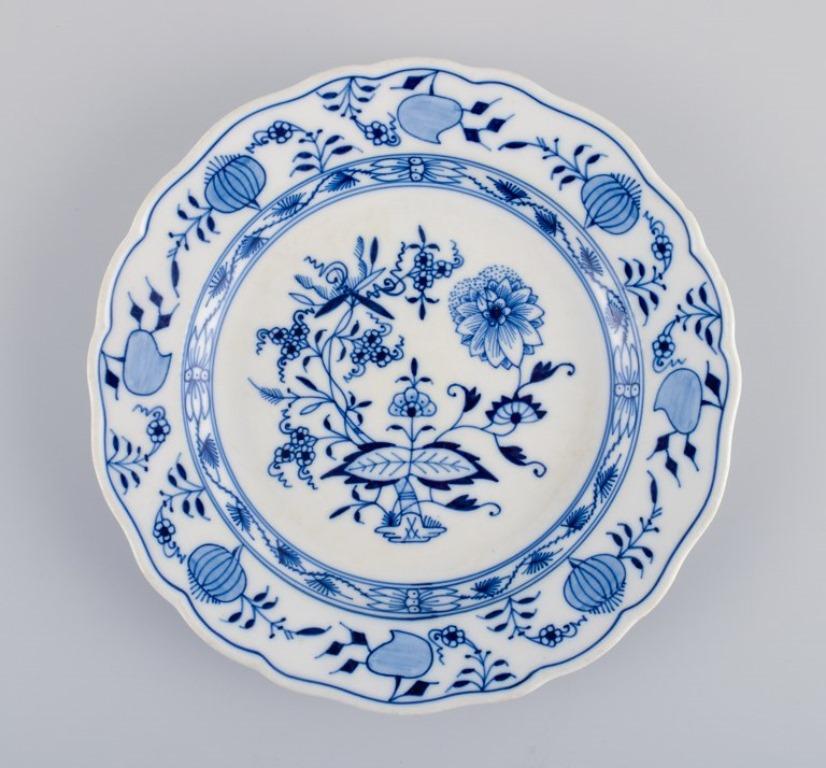 blue onion plates