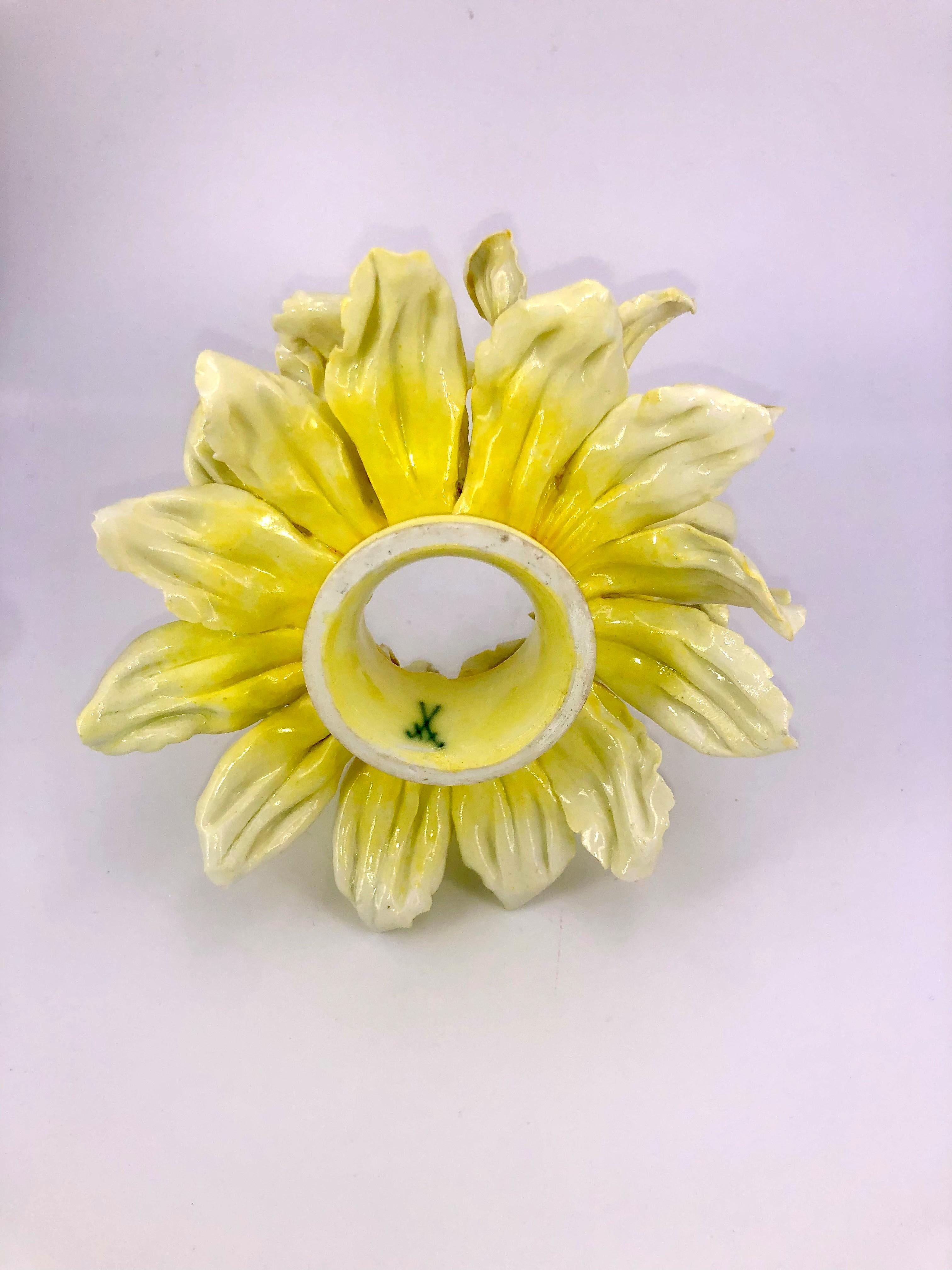 Meissener Unikat Jugendstill Blte als Lampenschirm (20. Jahrhundert) im Angebot